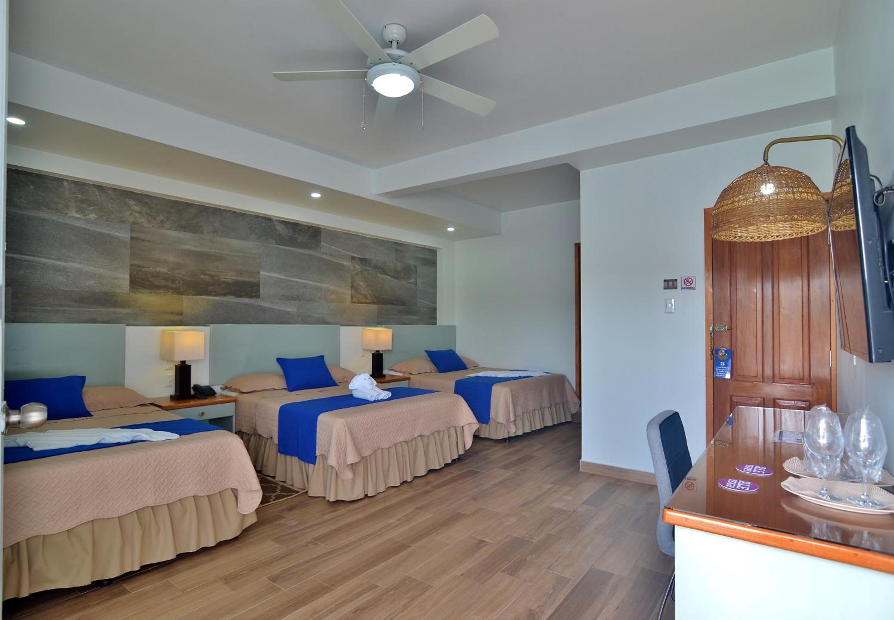 Triple Room with Lake View photo 3