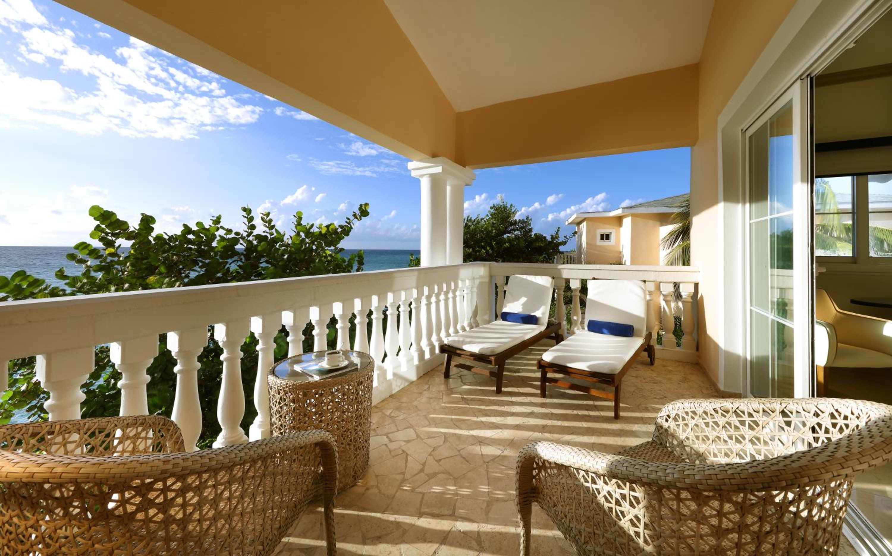 Signature Level Bungalow thumbnail 5