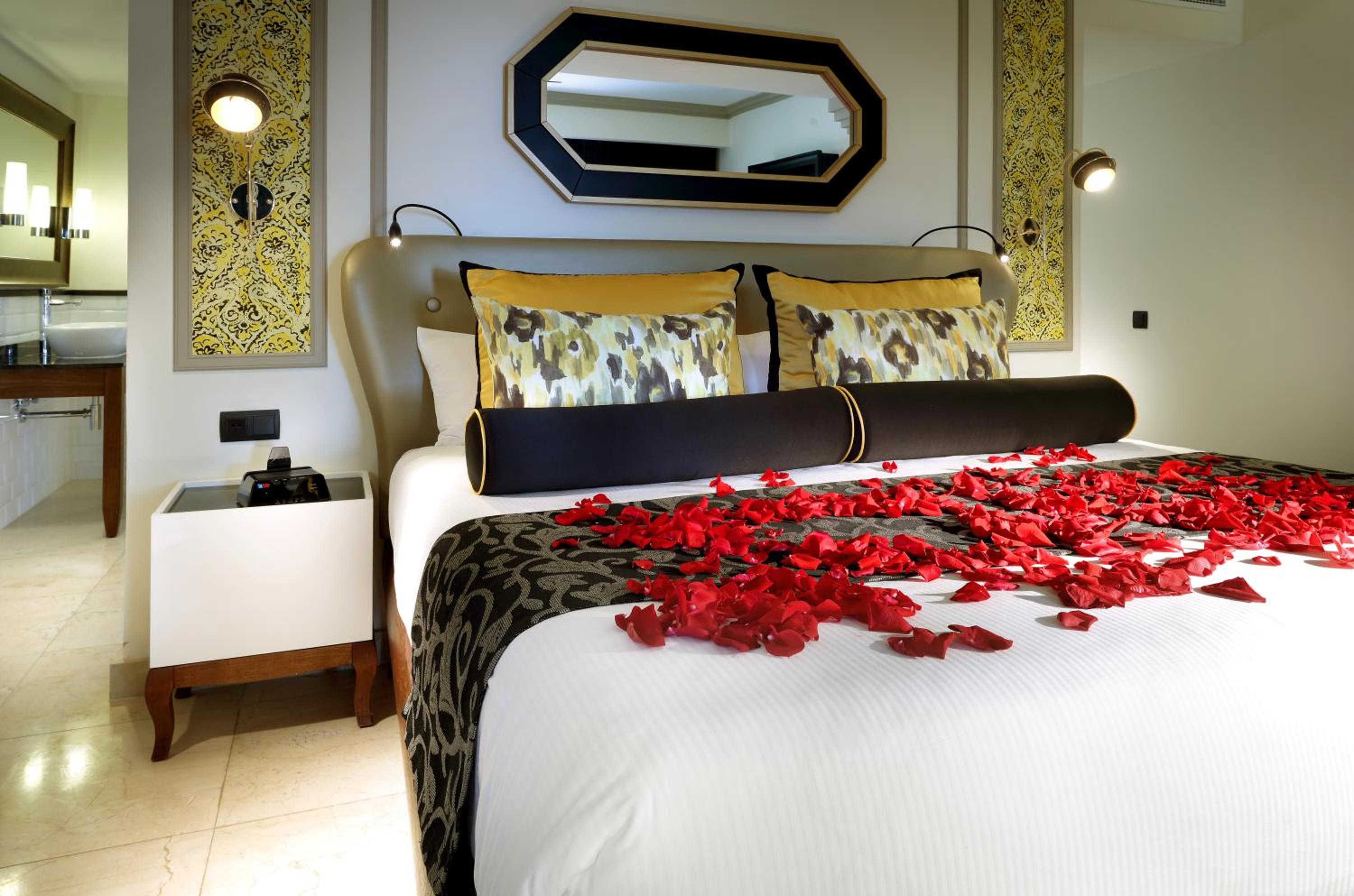 Romance Villa Suite Ocean View