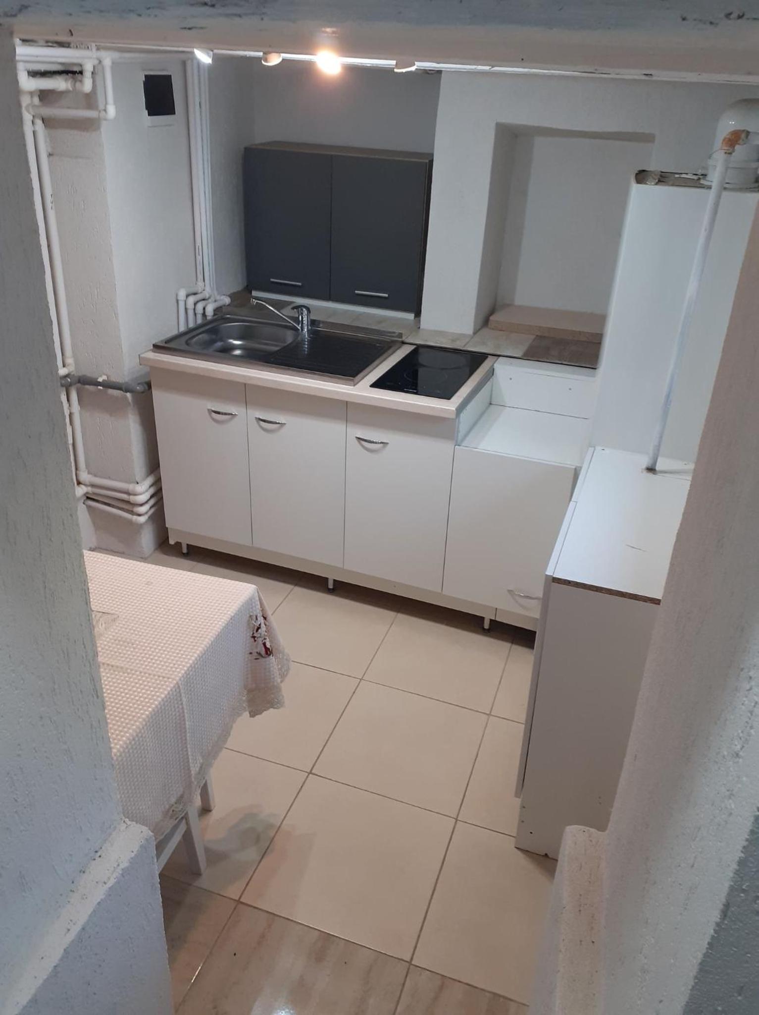 Double Room - Photo 21