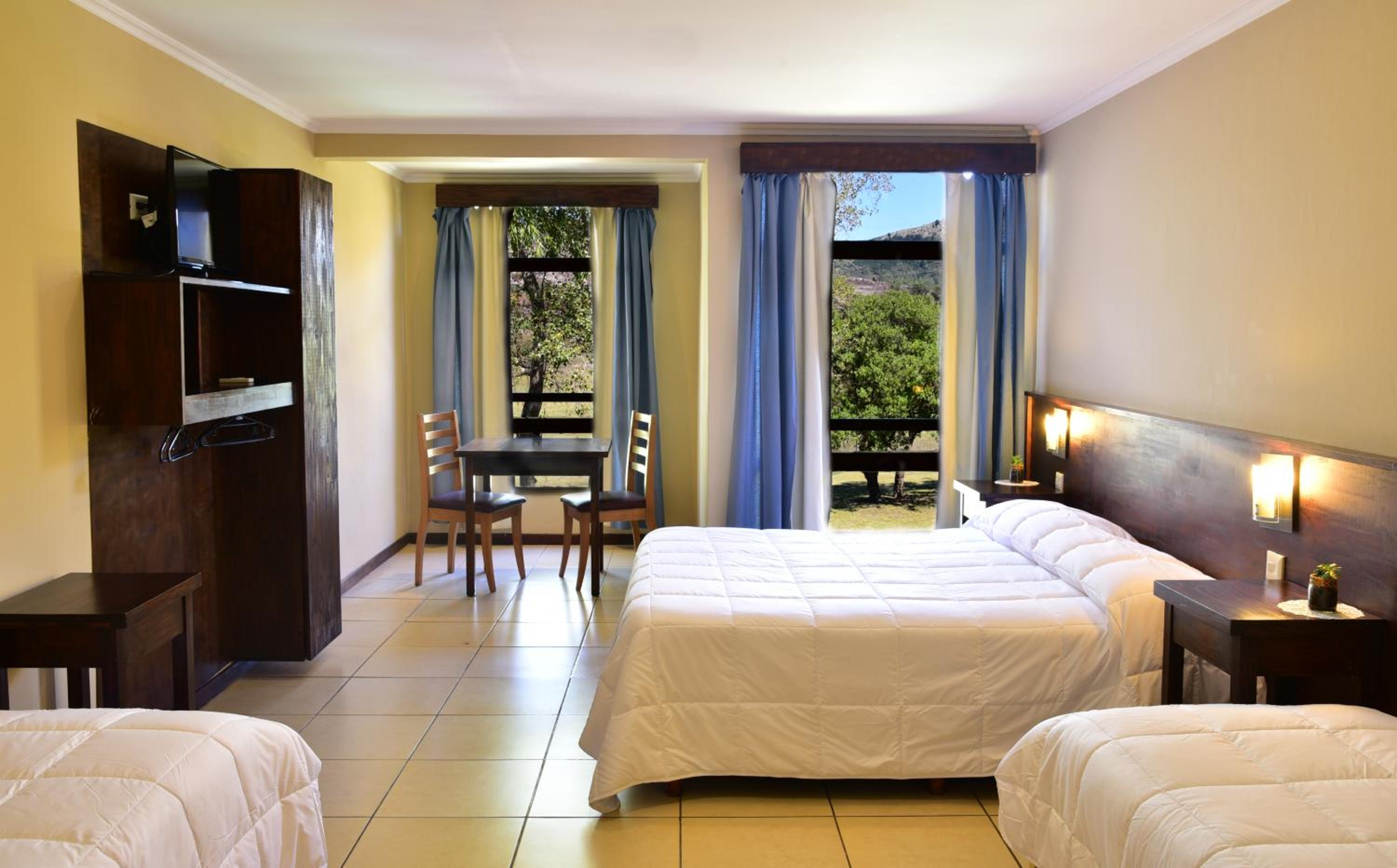 Quadruple Room with Mountain View