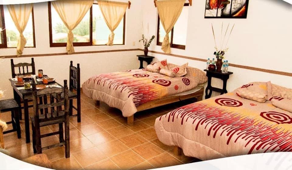 Twin Room - Photo 2