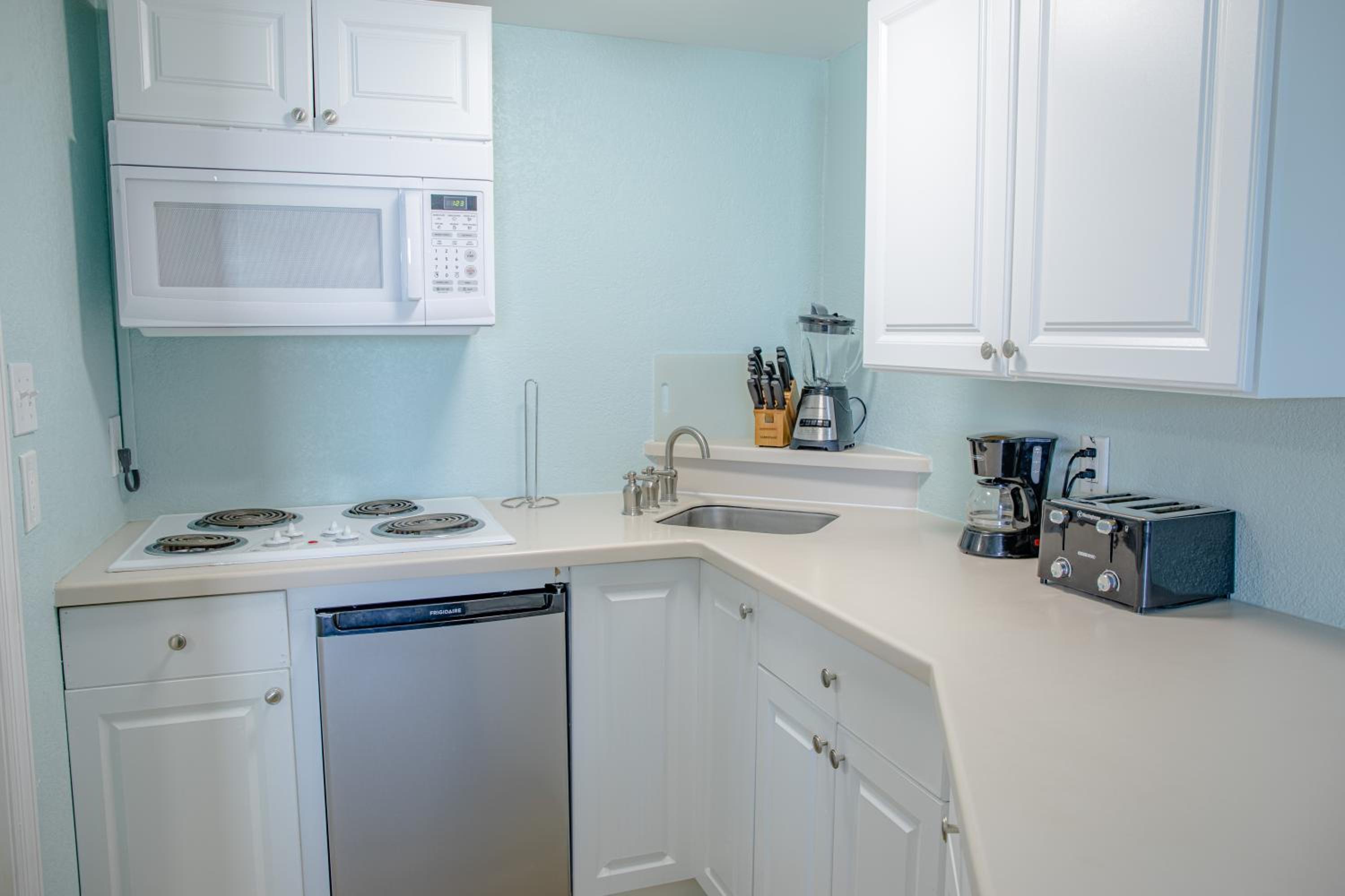 King Suite - Photo 3
