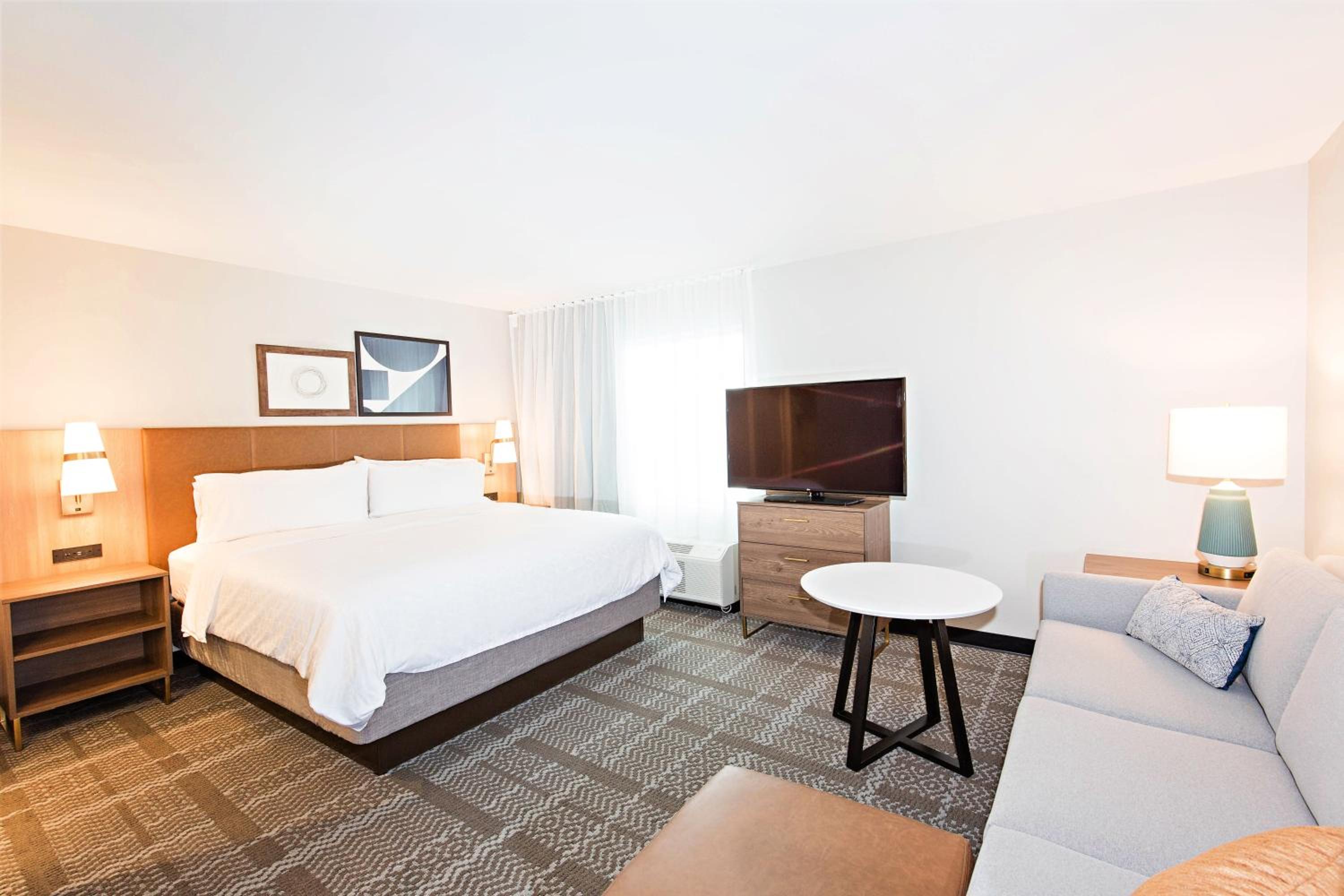King Studio Suite - Photo 6