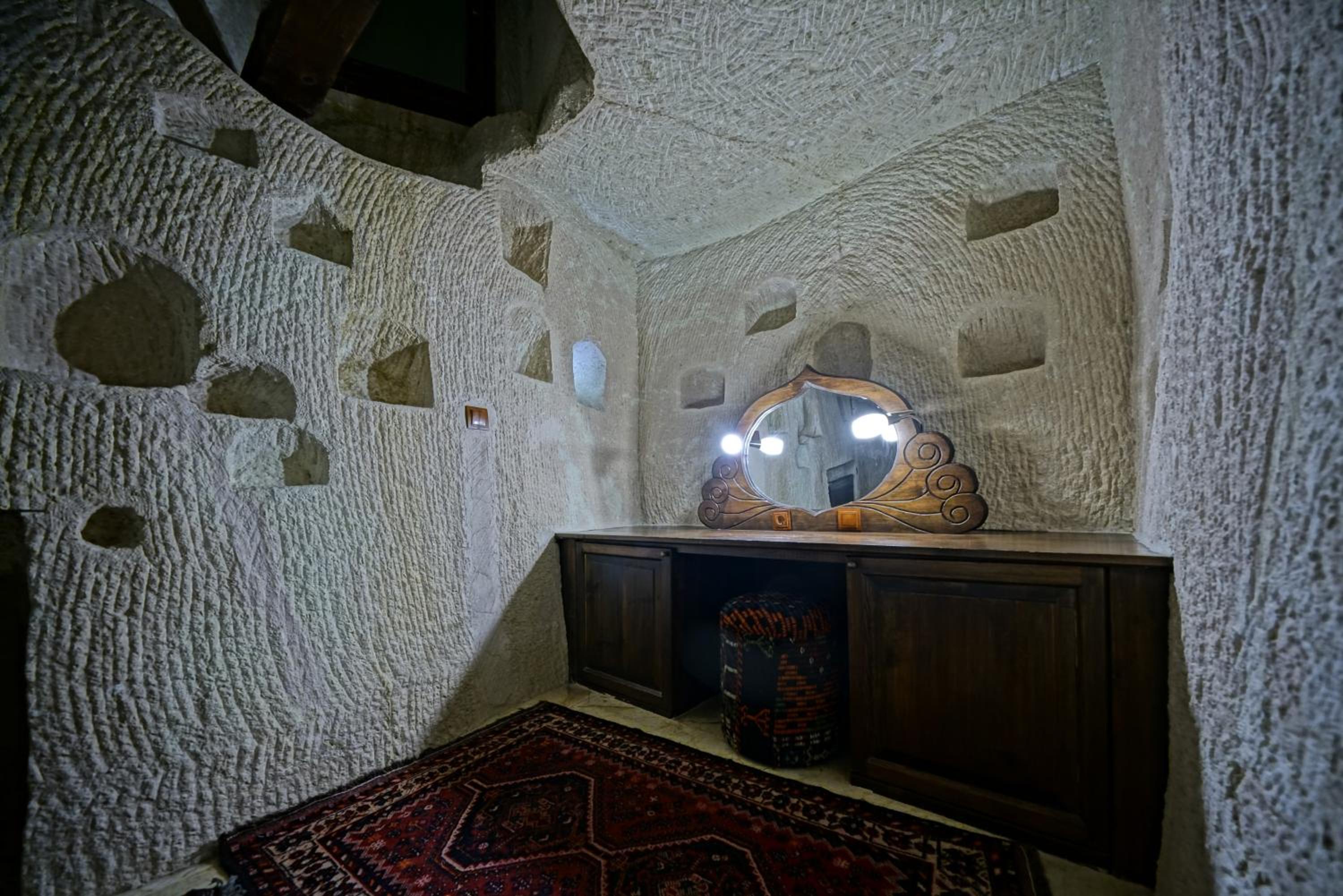 Premium King Cave Suite with Turkish Bath - Photo 21