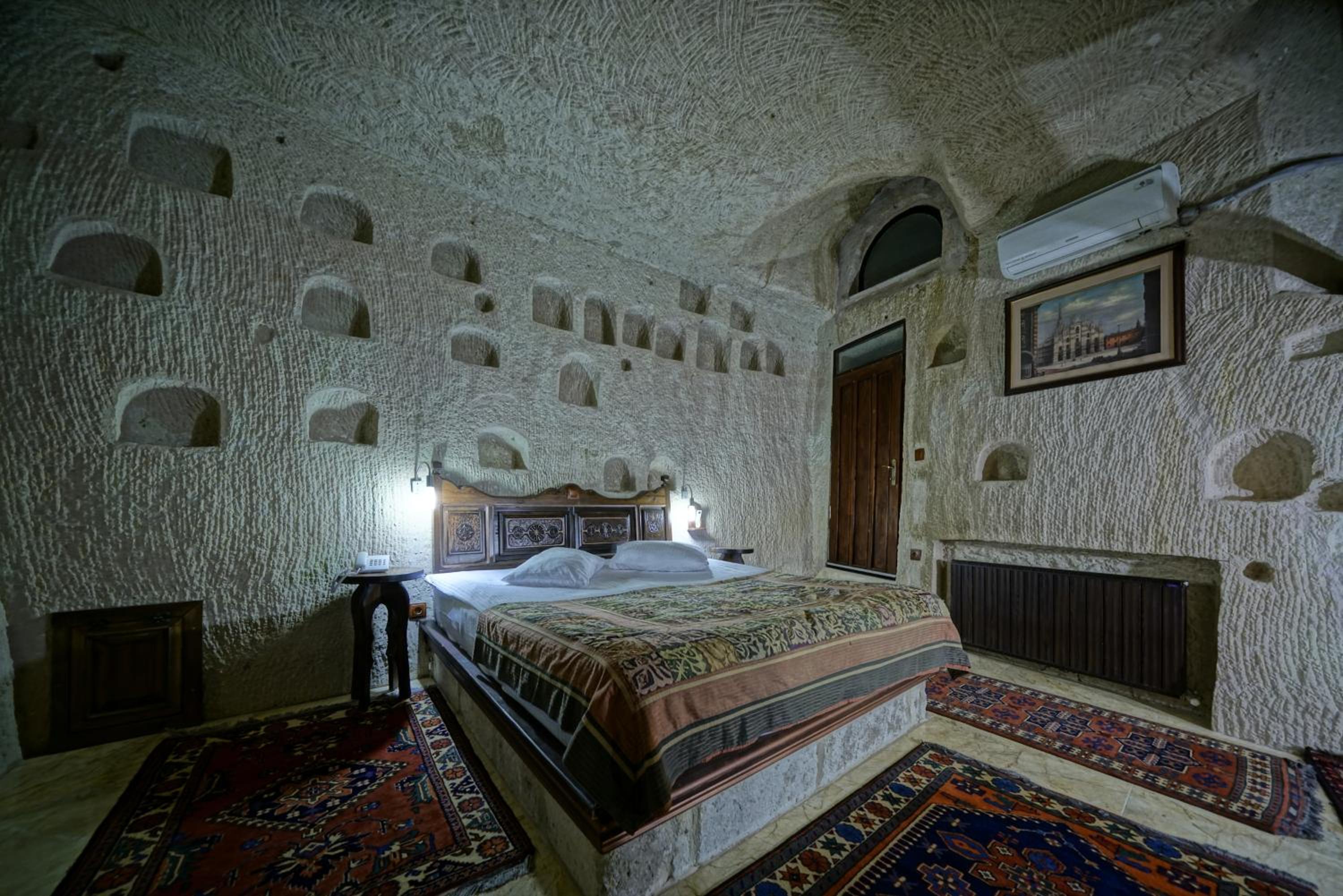Premium King Cave Suite with Turkish Bath - Photo 20