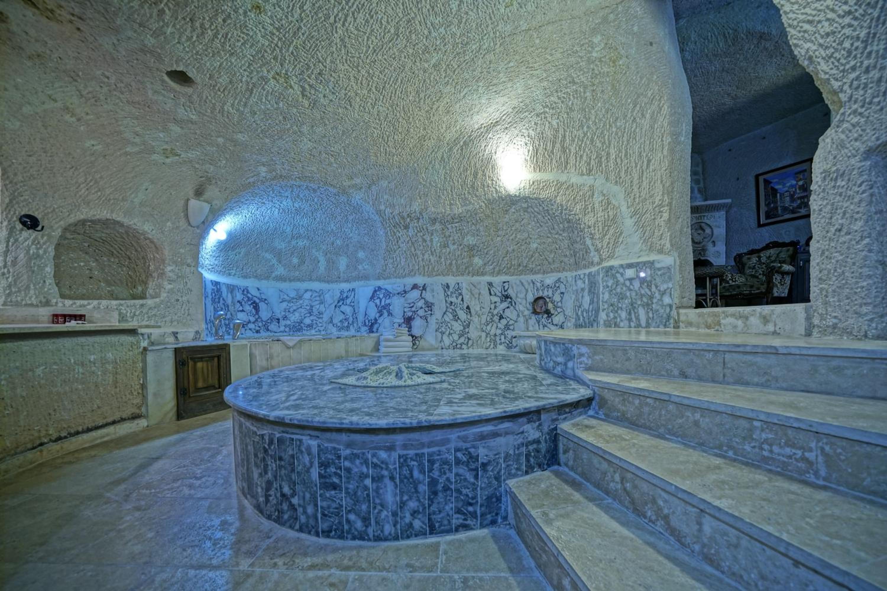Premium King Cave Suite with Turkish Bath - Photo 28