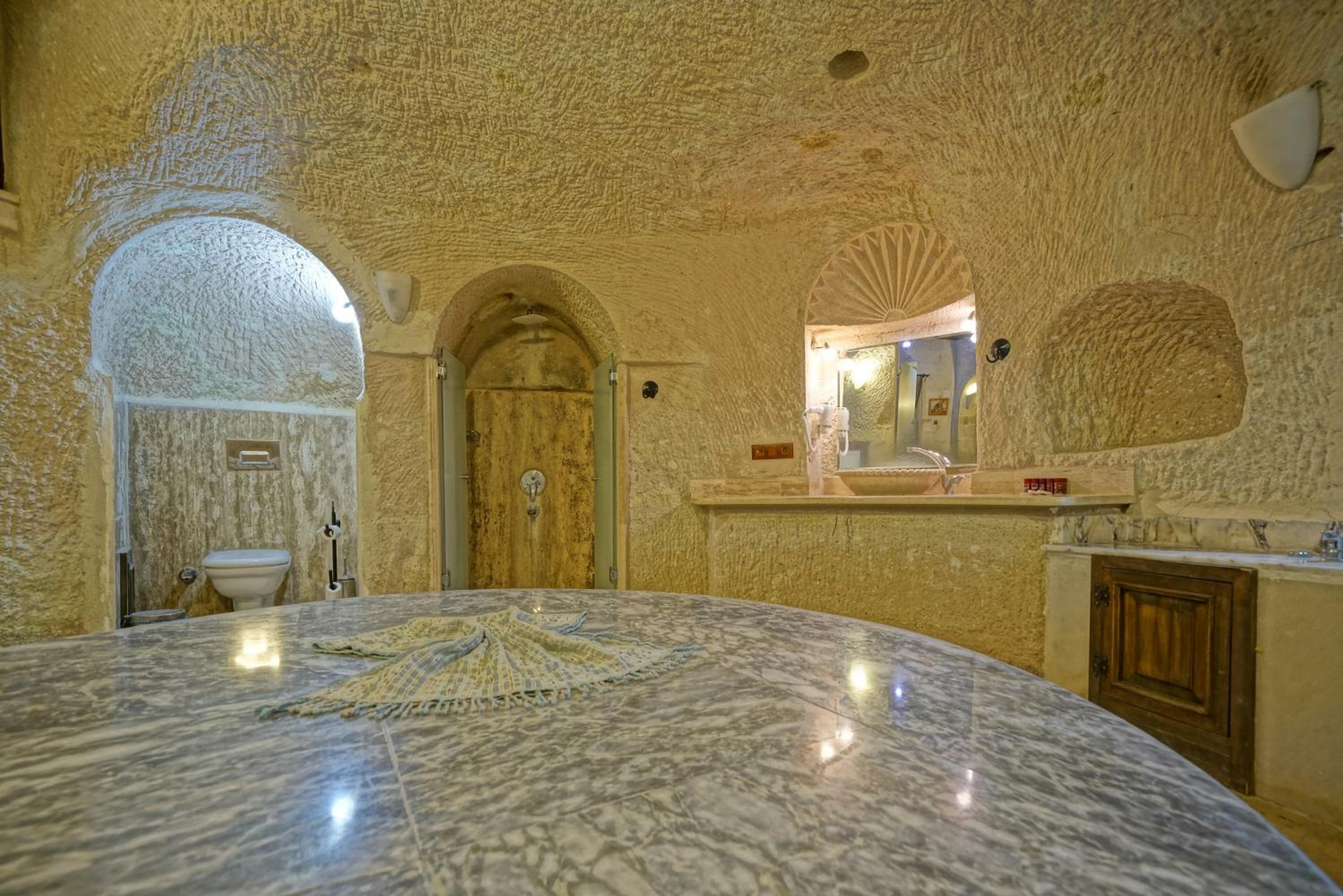 Premium King Cave Suite with Turkish Bath - Photo 30