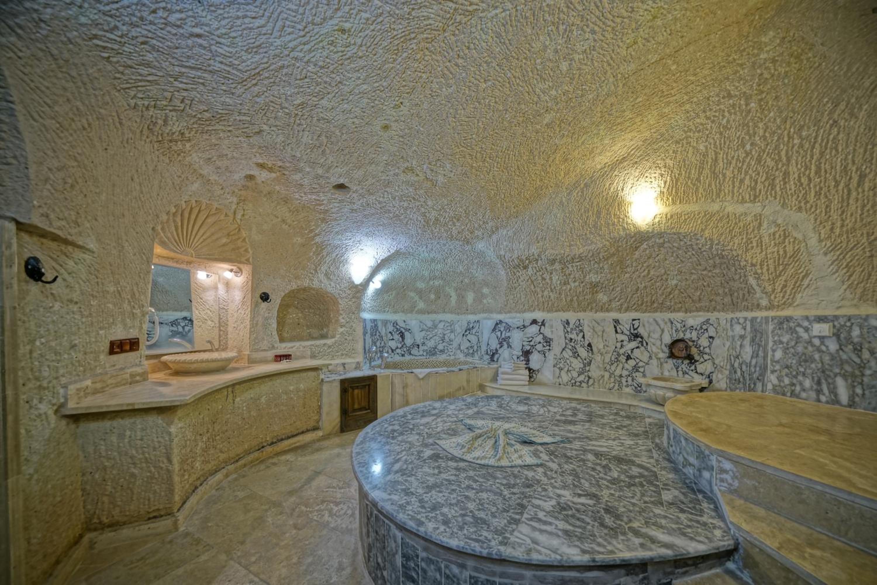 Premium King Cave Suite with Turkish Bath - Photo 34