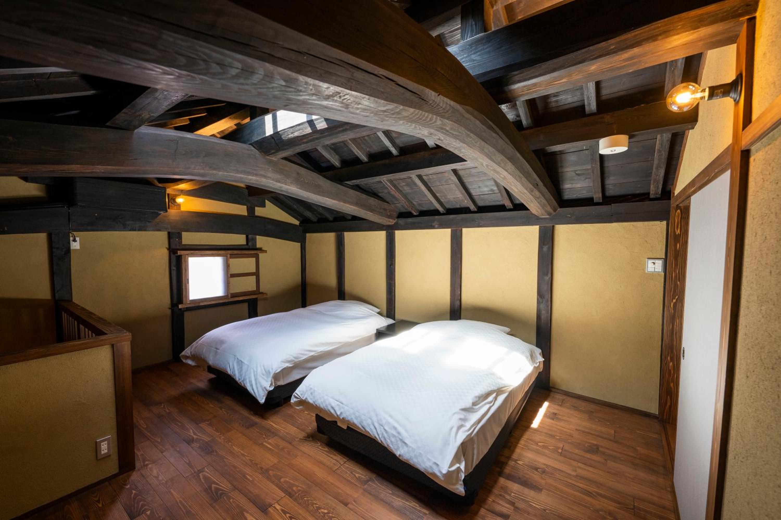 Superior Japanese-Style Townhouse - Tsuda Kura - Photo 1