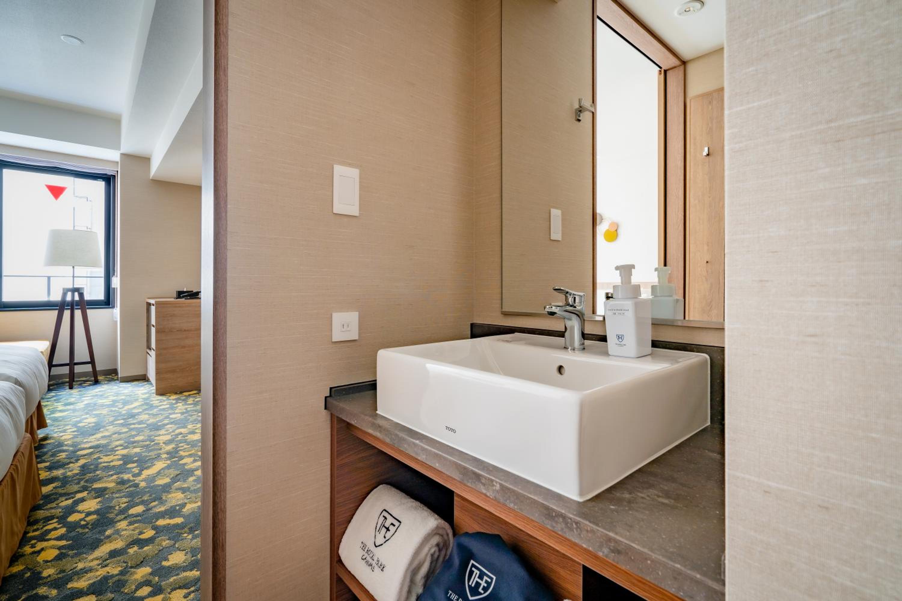 Deluxe Twin Room - Non-Smoking - Photo 16