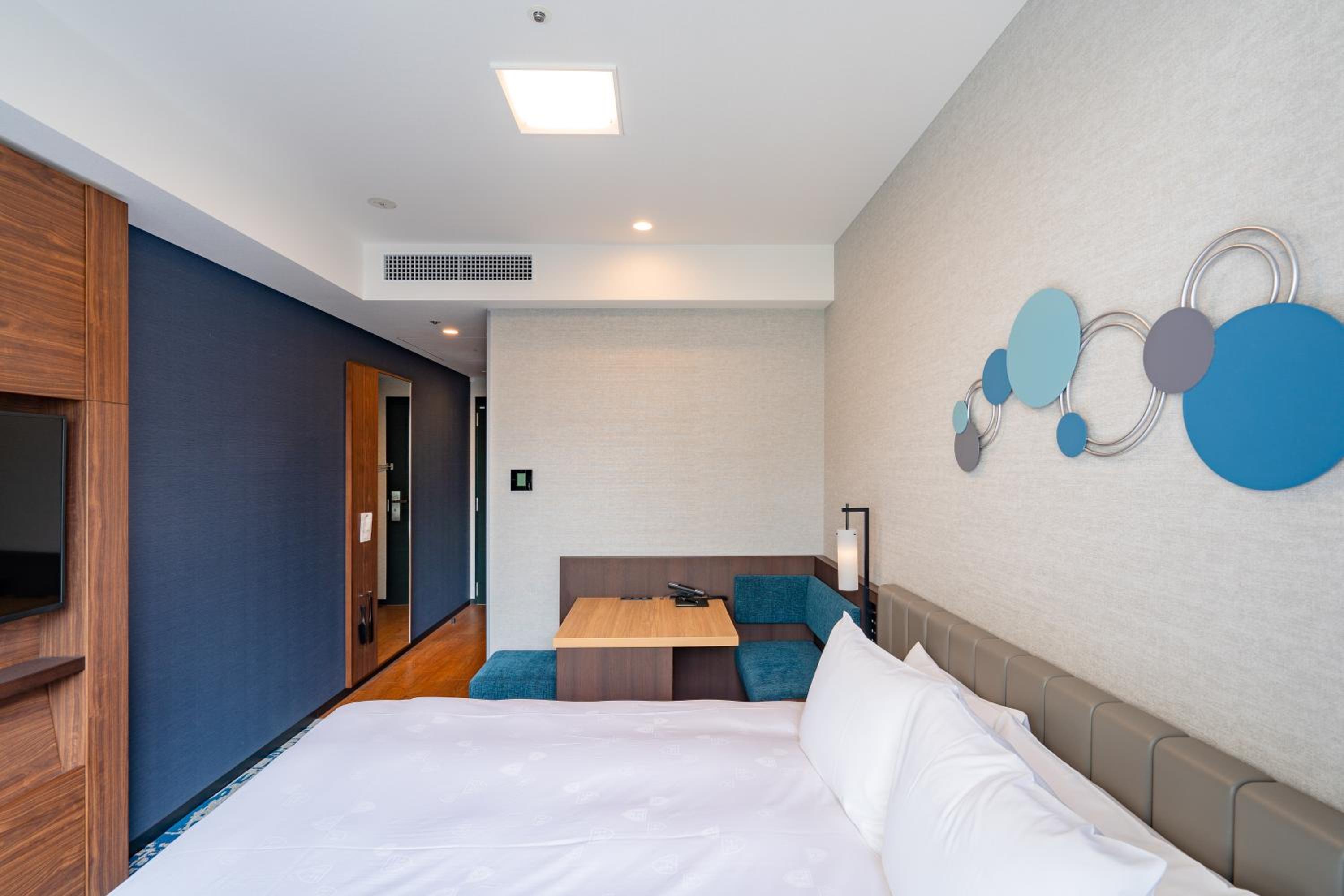 Comfort Double Room with Shower only - Non-Smoking - Photo 9