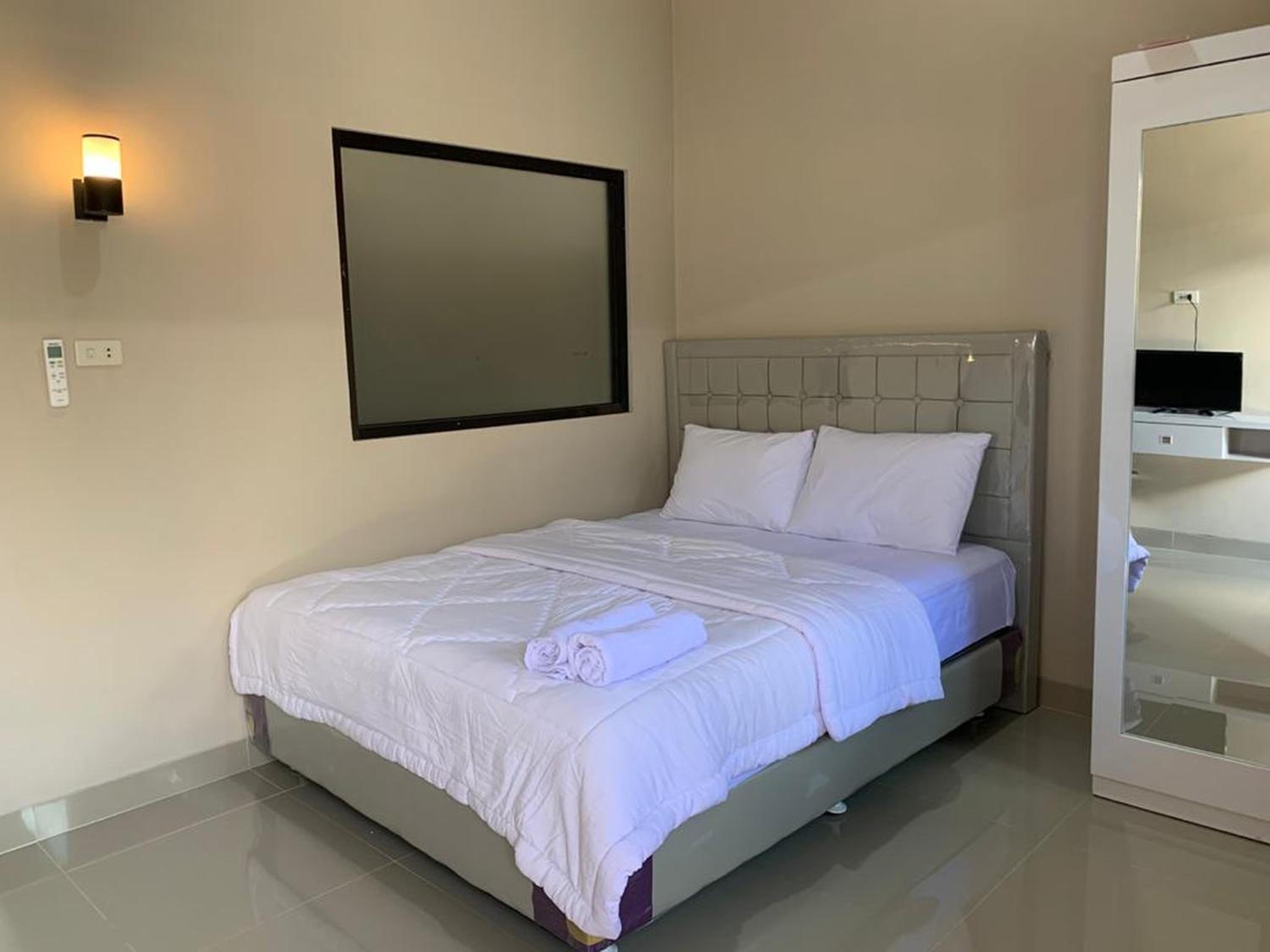 Double Room - Photo 2