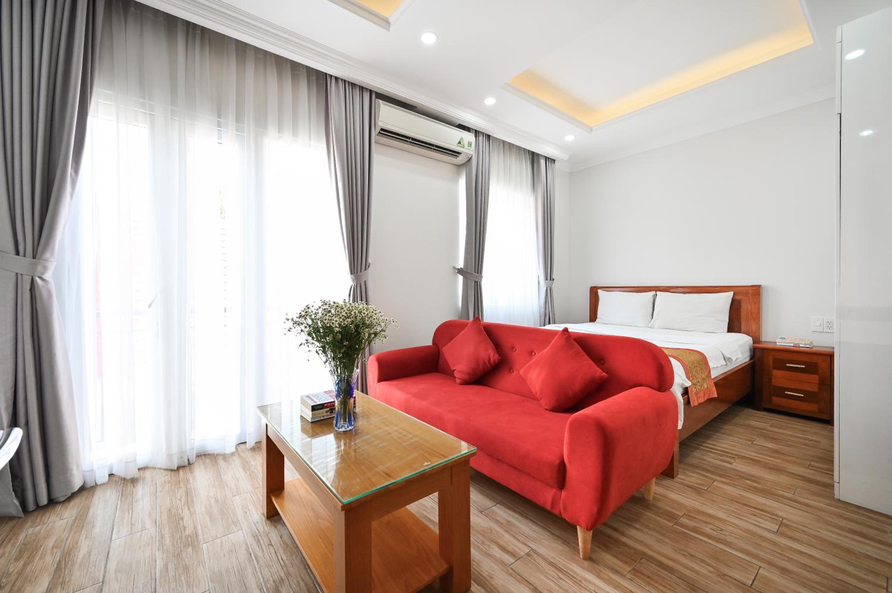 Studio Apartment