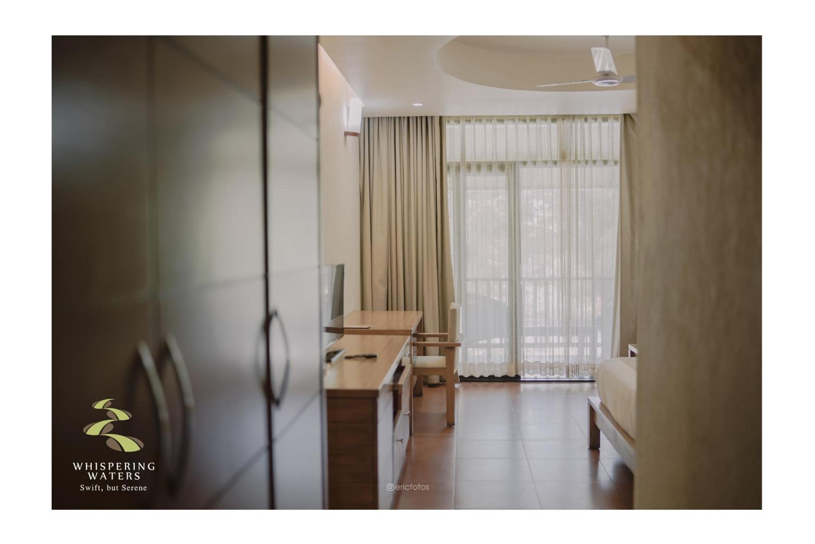 Deluxe Double or Twin Room with River View - Photo 6