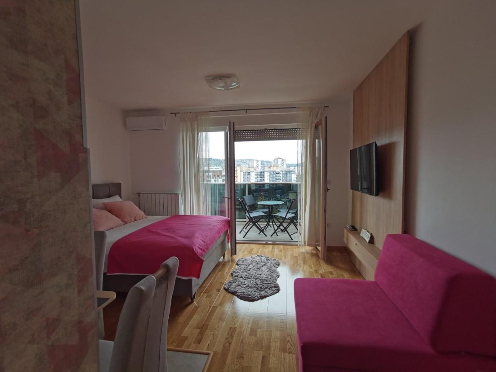 Apartment photo 1