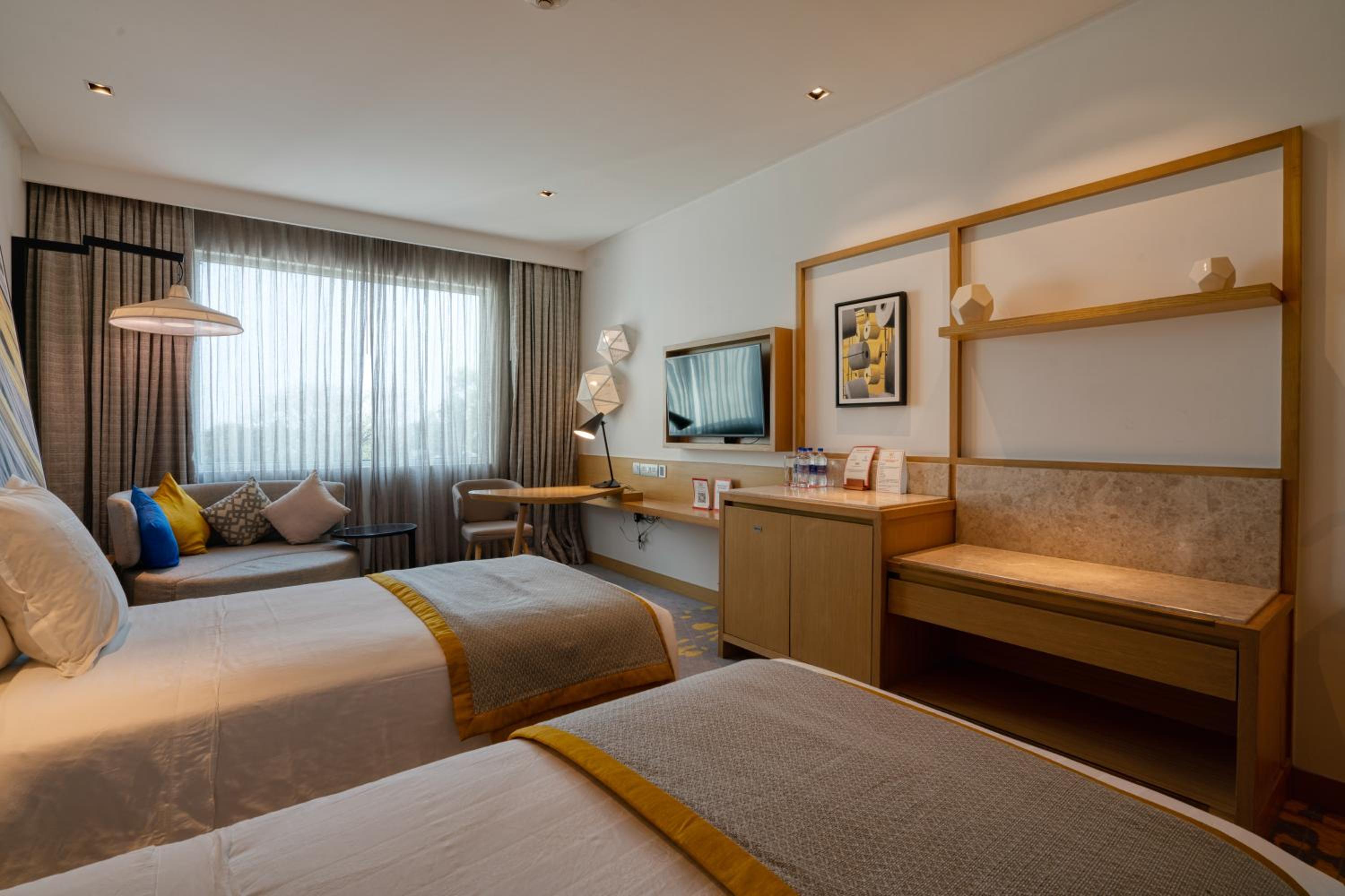 Superior Twin Room - Photo 4