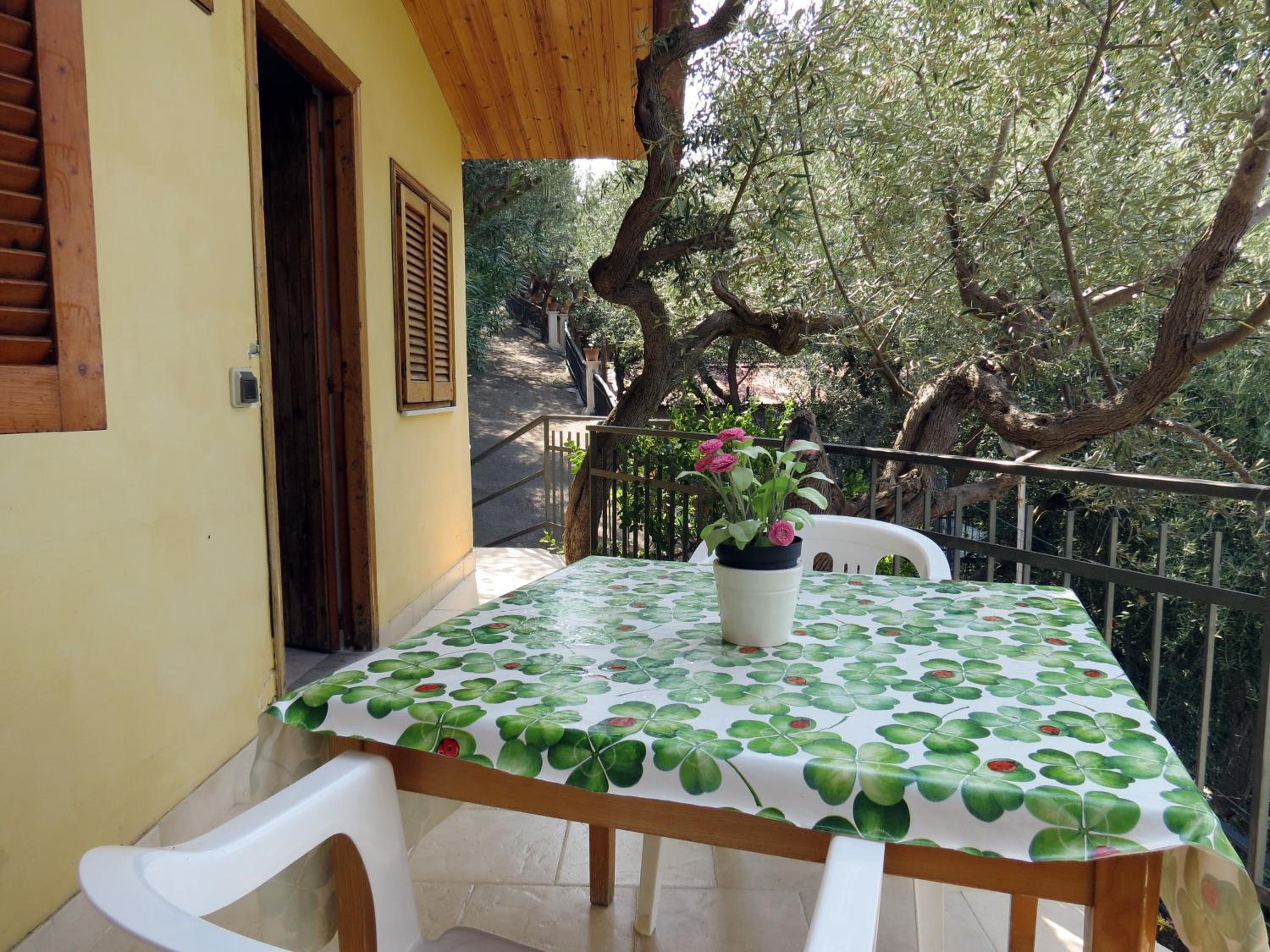 Chalet with Kitchenette (2 adults) photo 3
