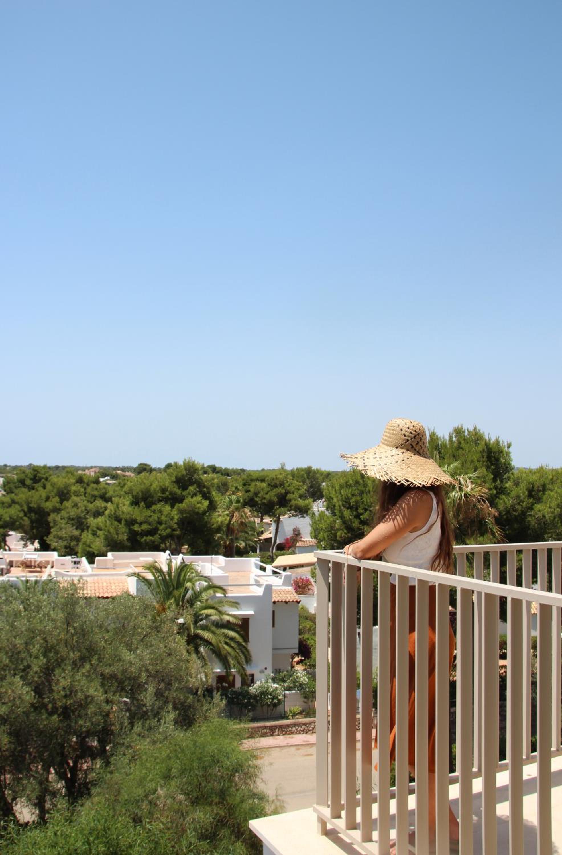One-Bedroom Apartment with Garden View - Photo 13