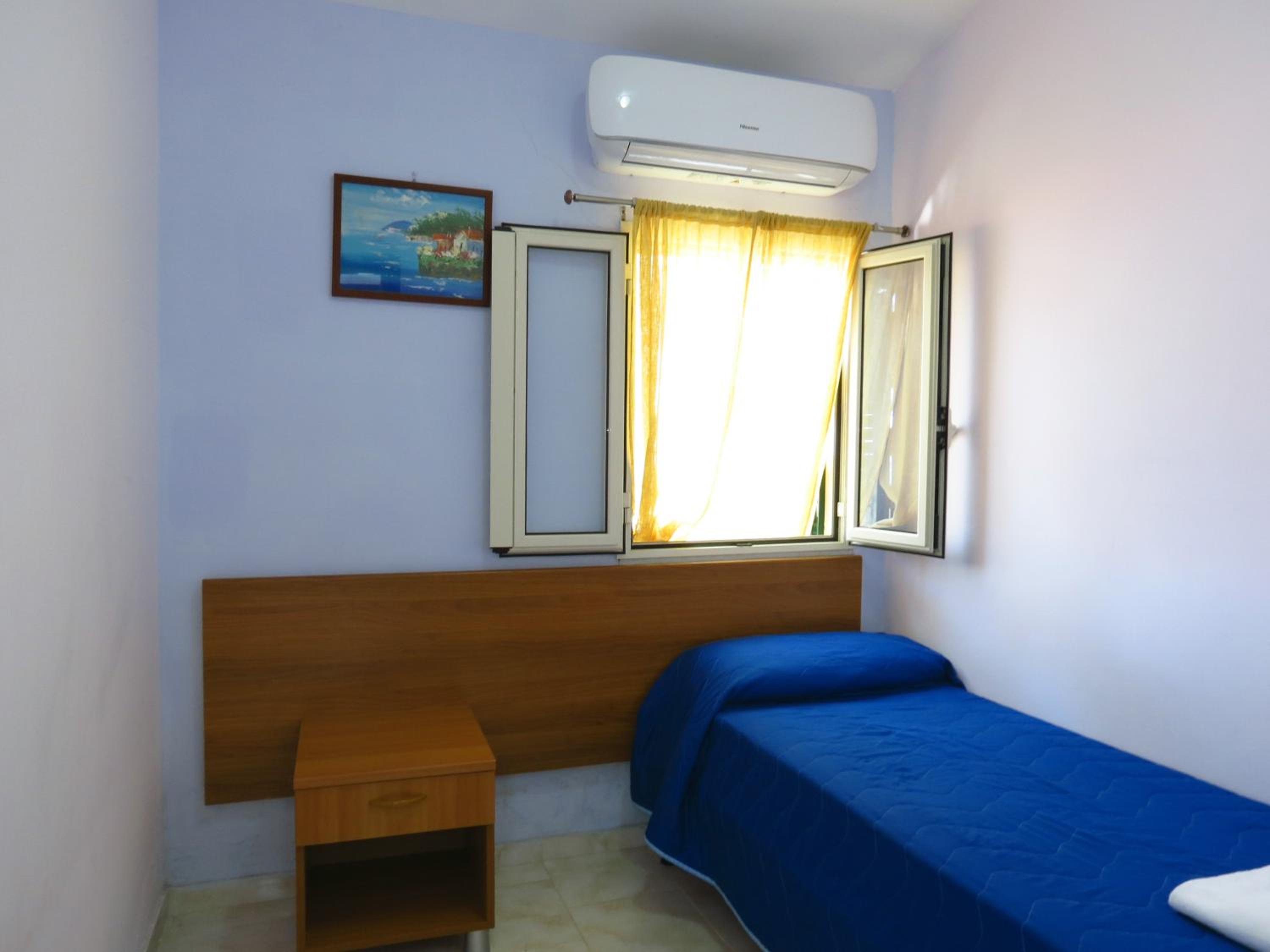 Chalet with Sea View and Kitchenette (3 adults) photo 2
