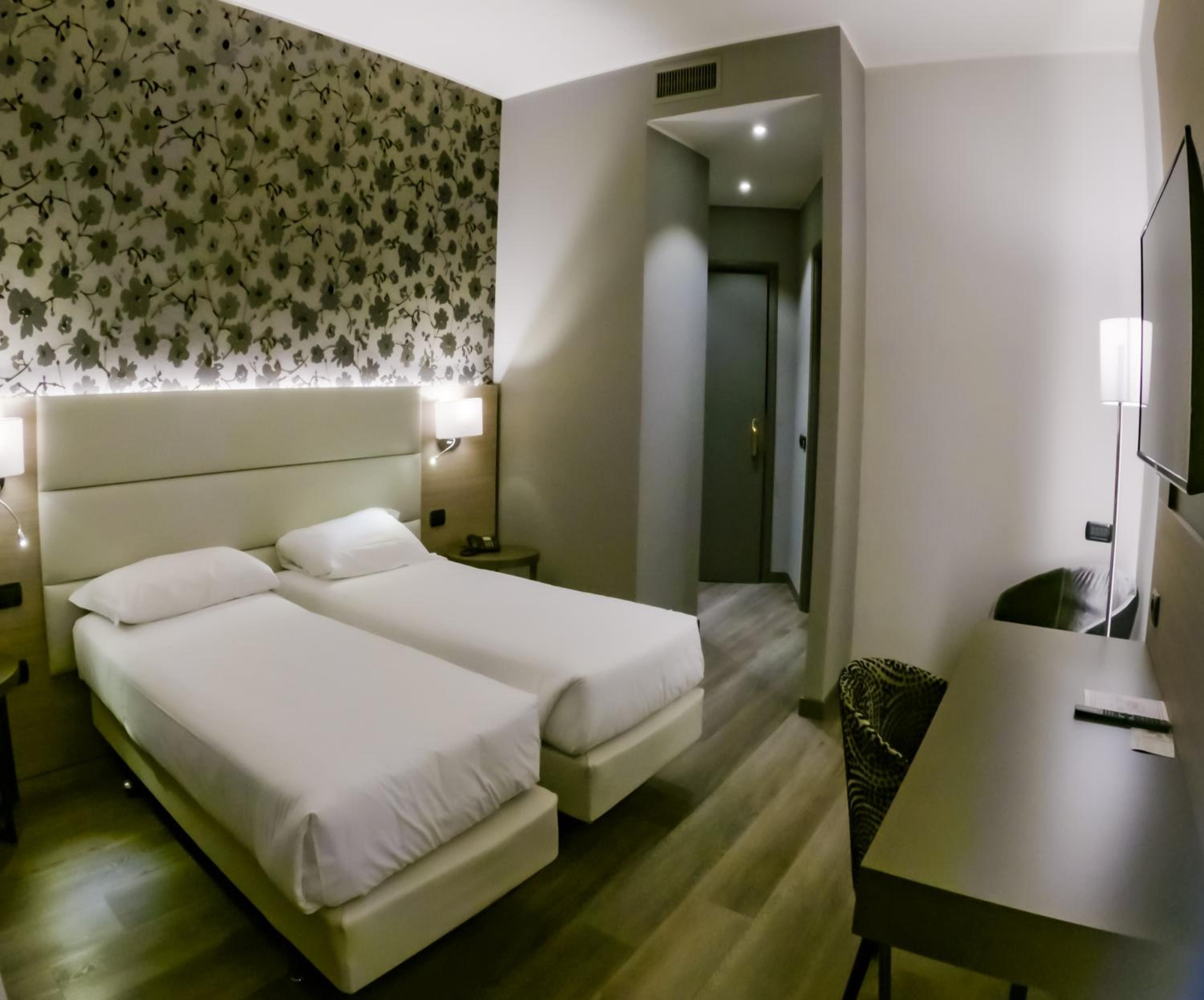 Superior Queen Room - Photo 5