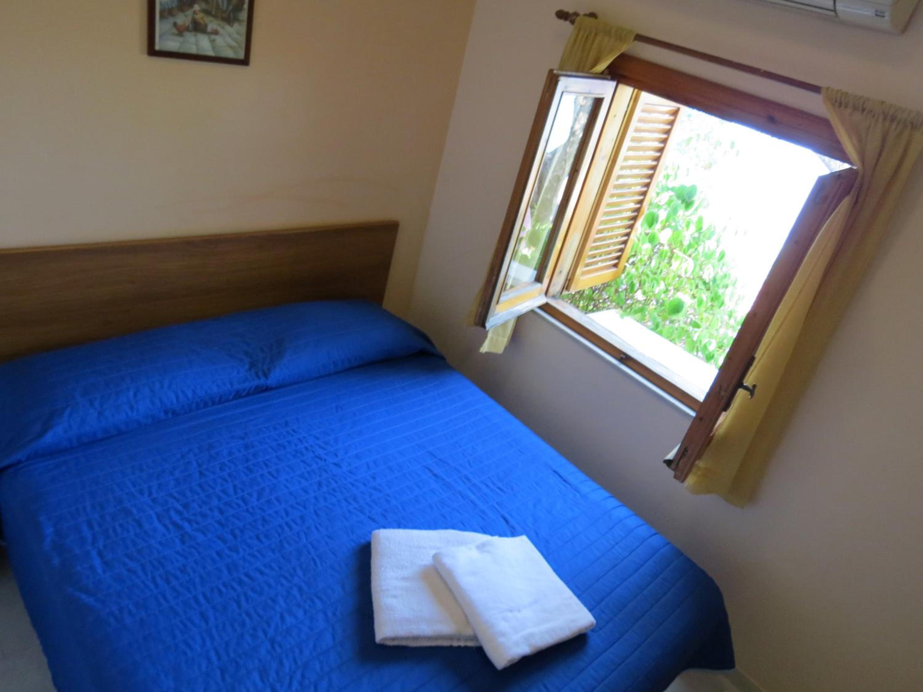 Chalet with Kitchenette (4 Adults) photo 1