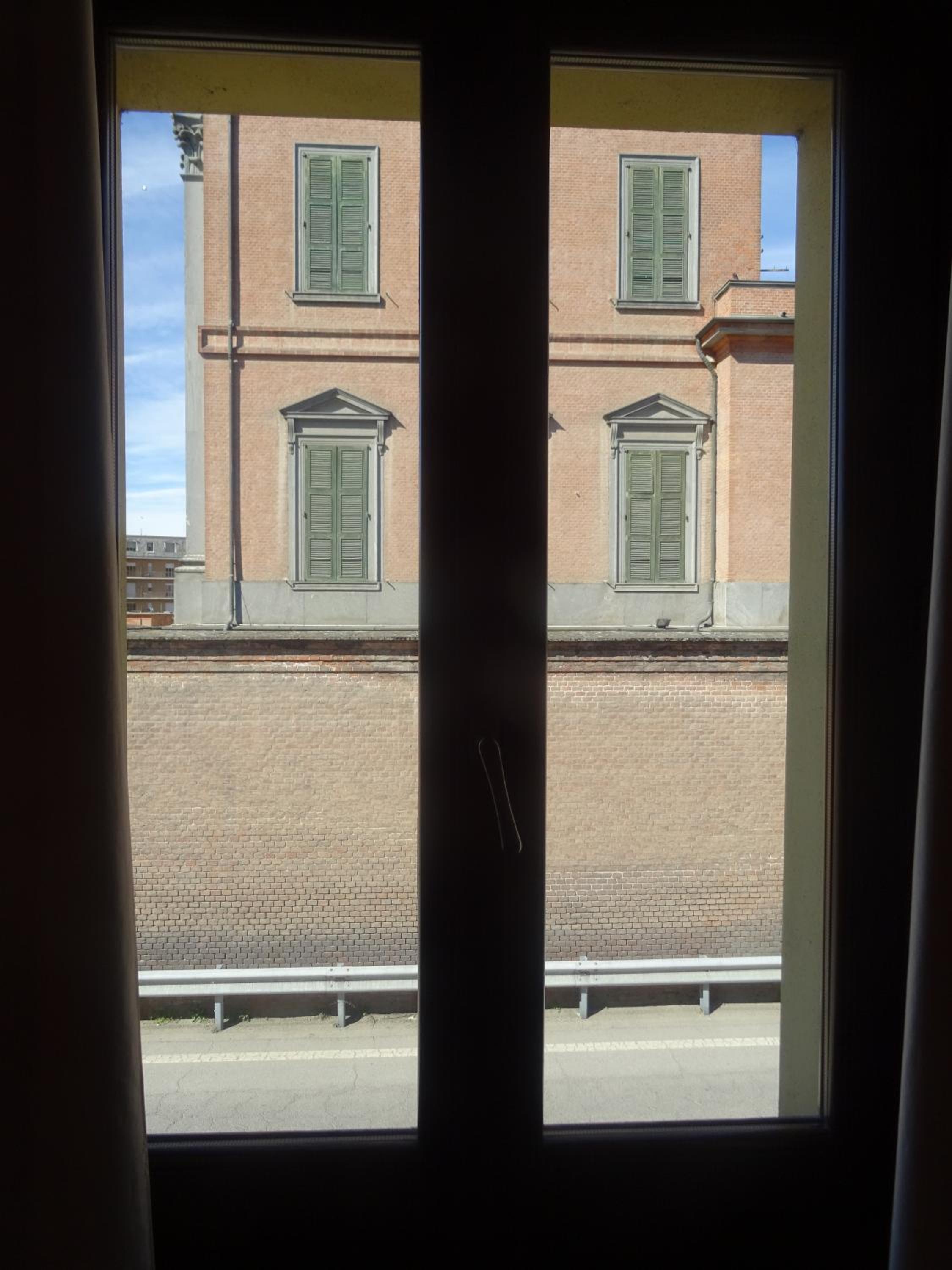 Double Room - Photo 9