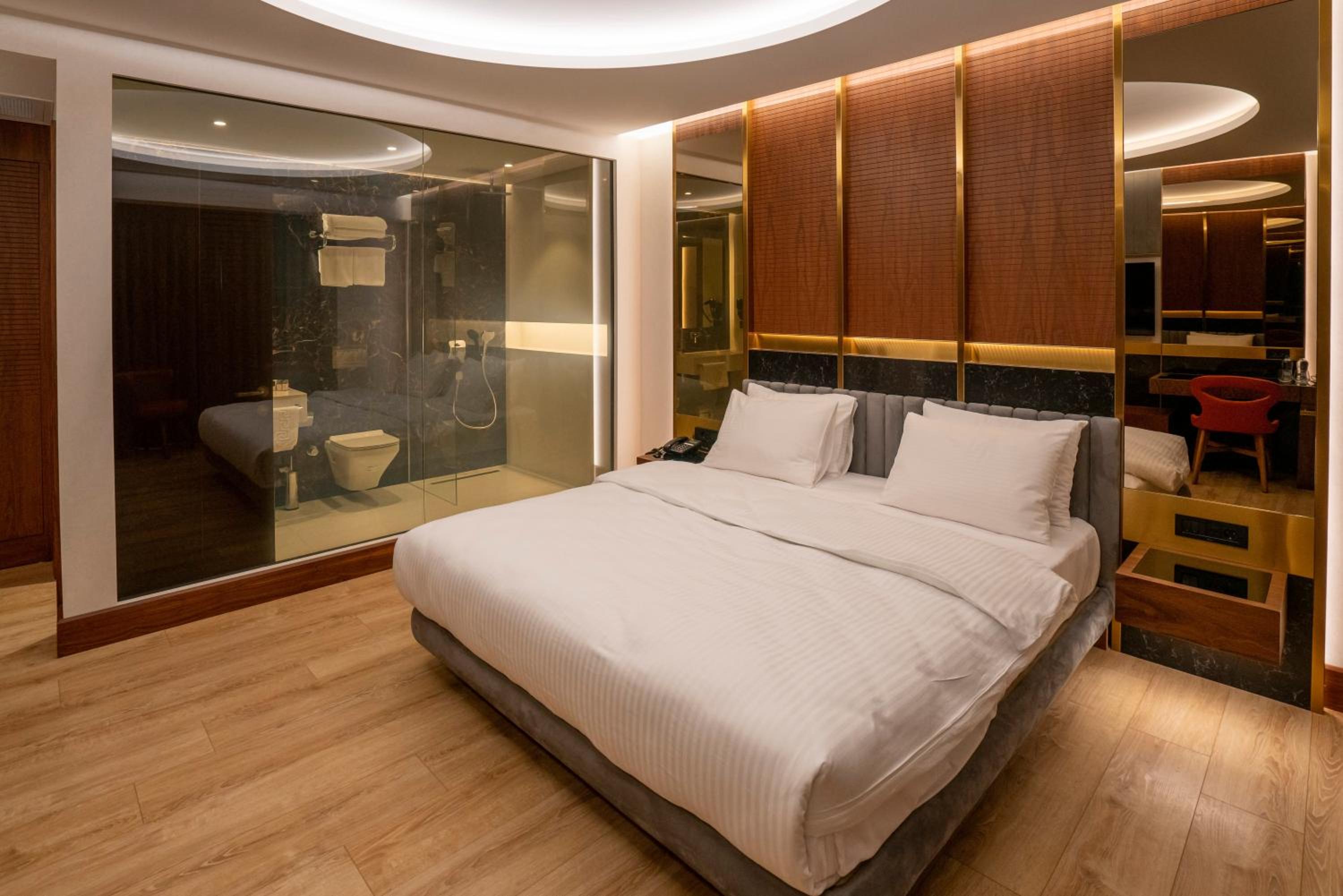 Superior Double Room photo 2