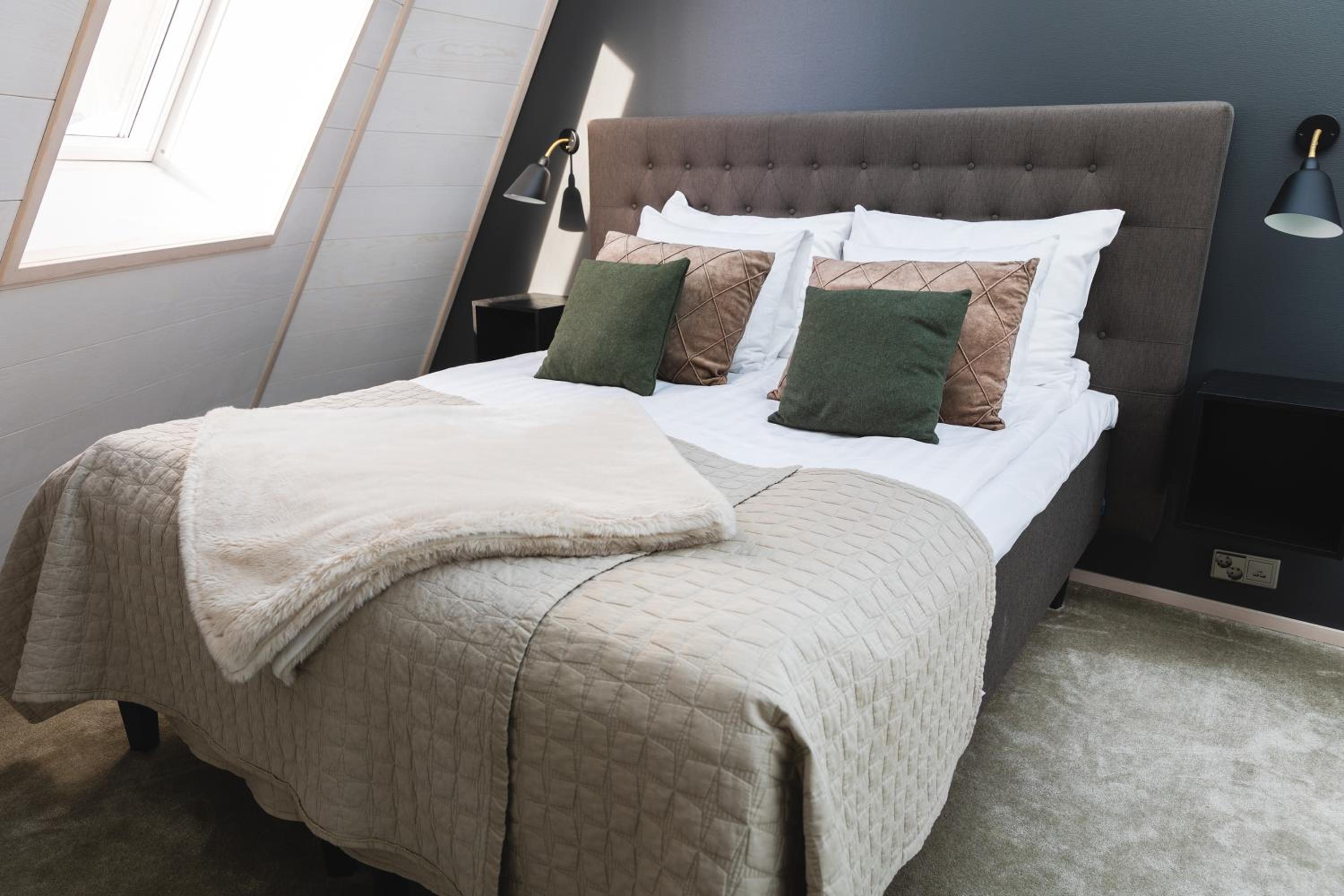 Premium Glass Apartment with Sauna and Hot Spa