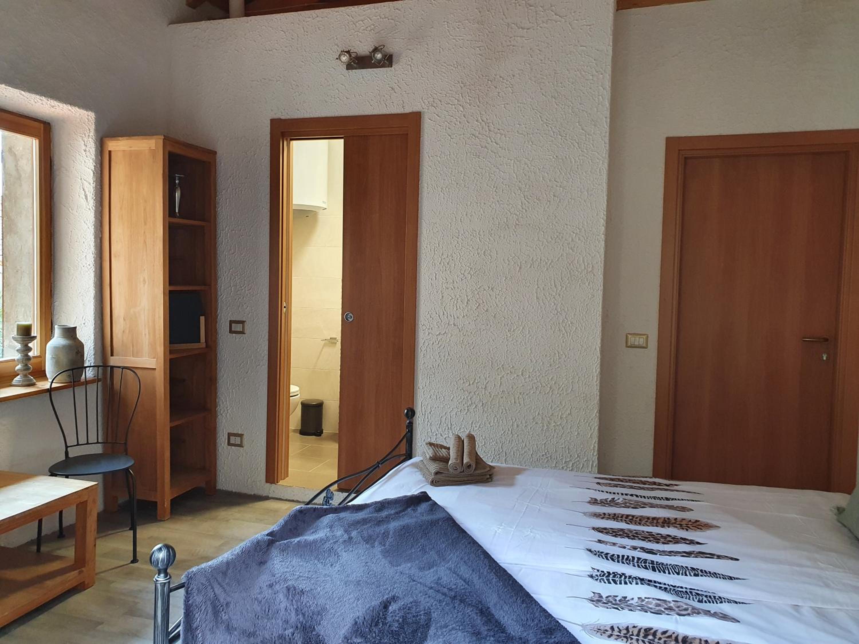 Deluxe Double Room with Shower photo 1