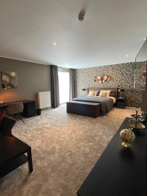 Deluxe Double Room photo 3