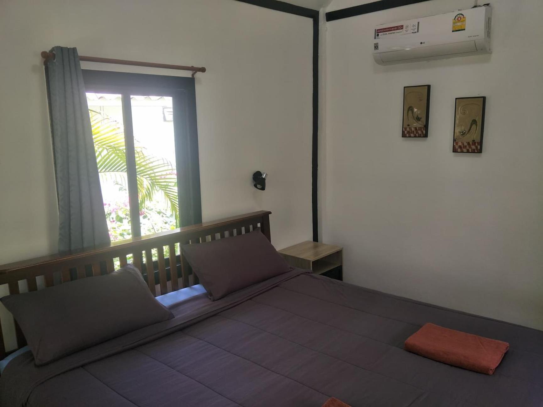 Superior Bungalow with Air Condition with Garden View
