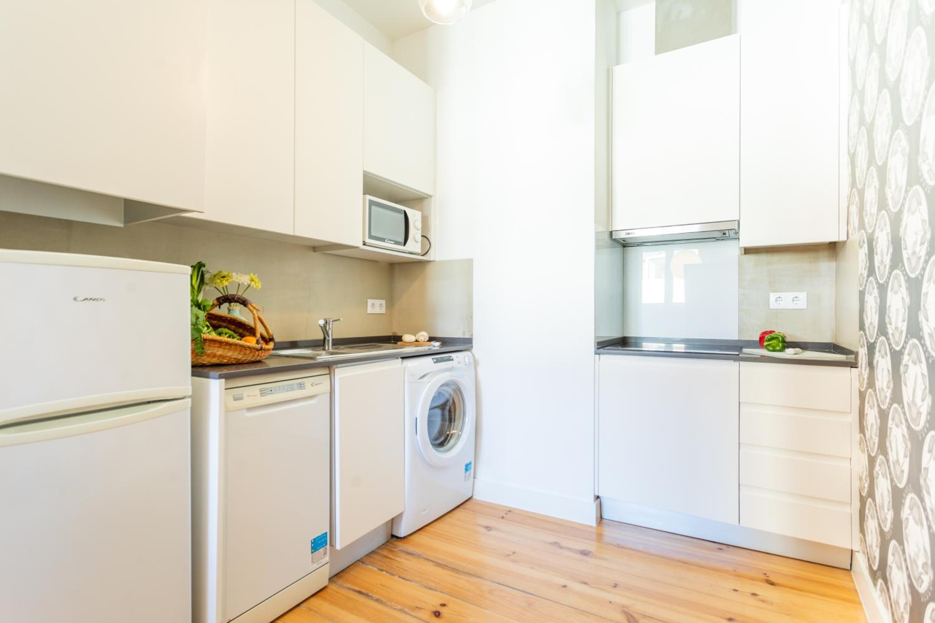 Standard Apartment - Photo 2