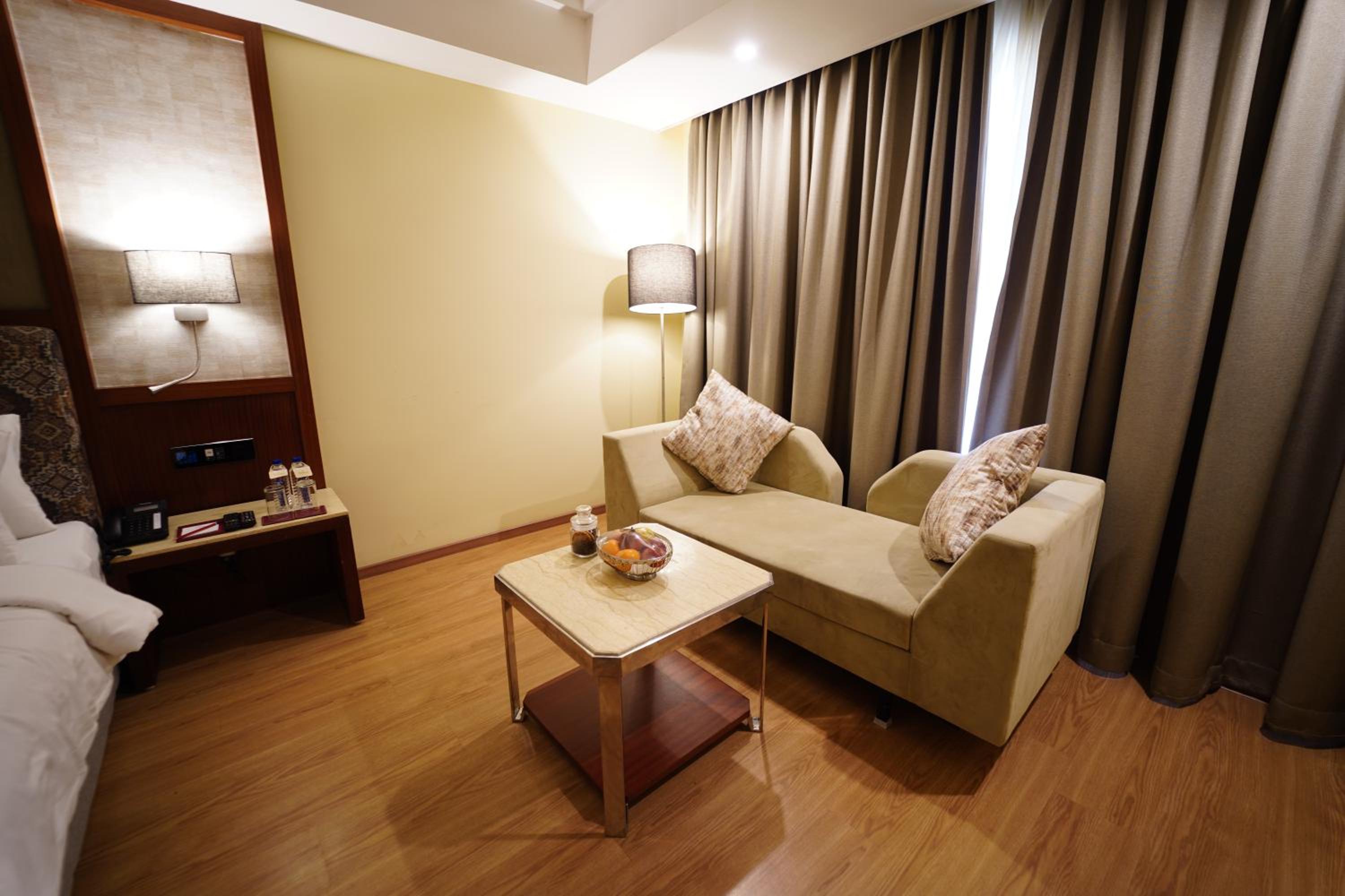 Deluxe Double Room - Photo 7