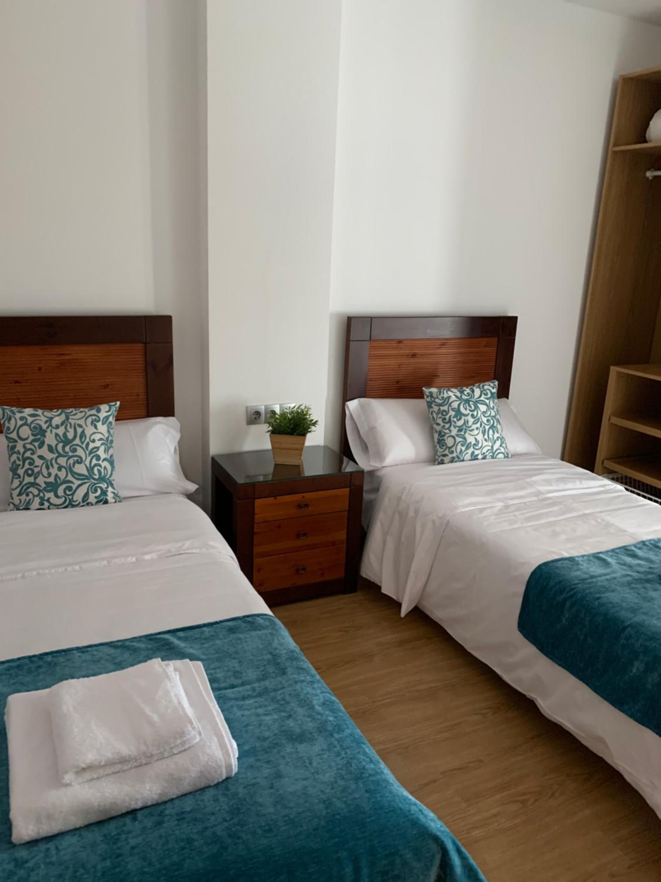 Two-Bedroom Apartment - Photo 9