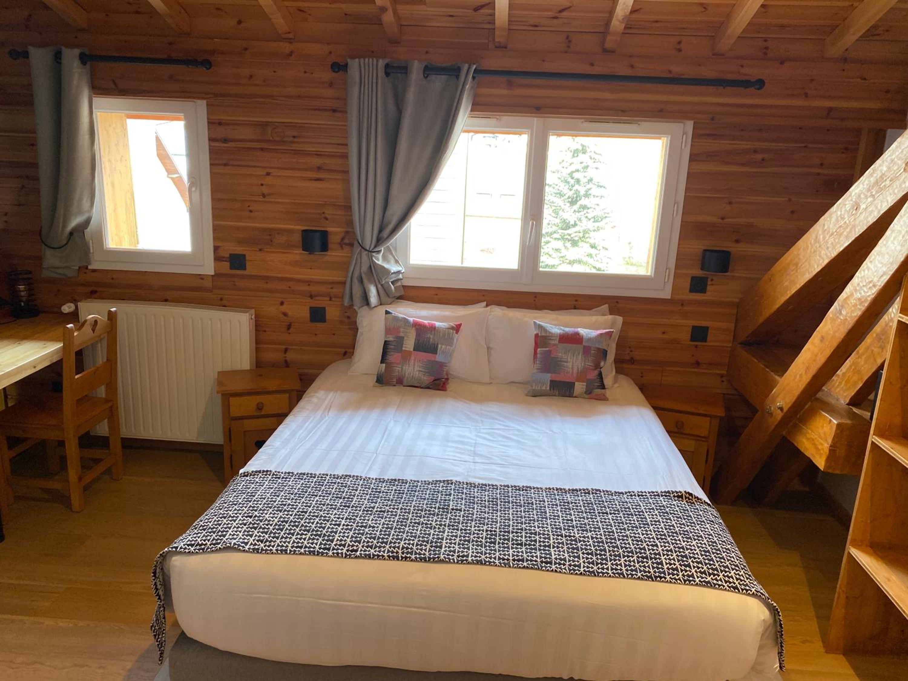 Superior Double or Twin Room - Photo 3