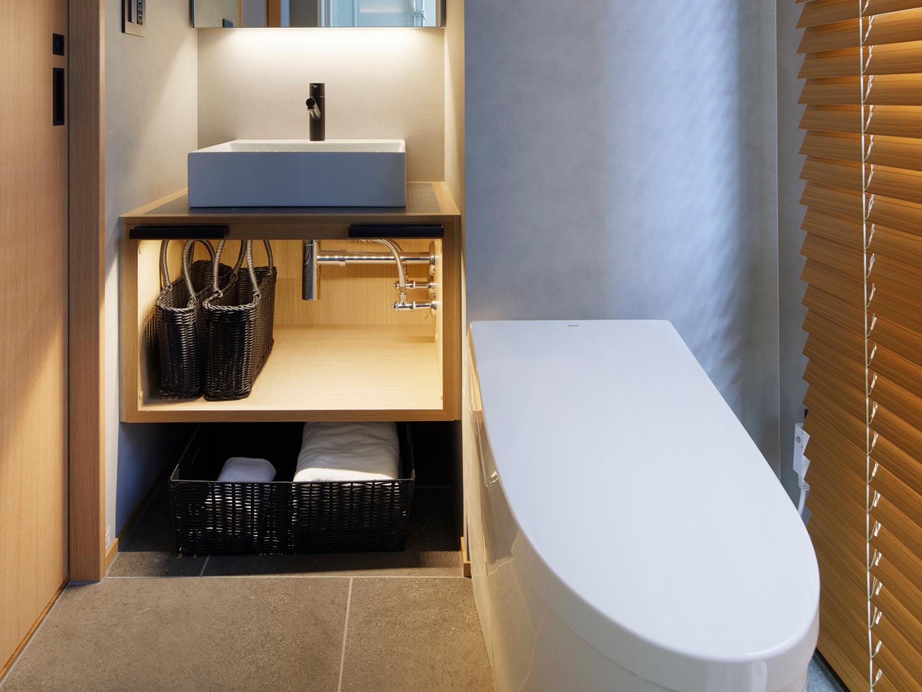 Standard Twin Room - Photo 8