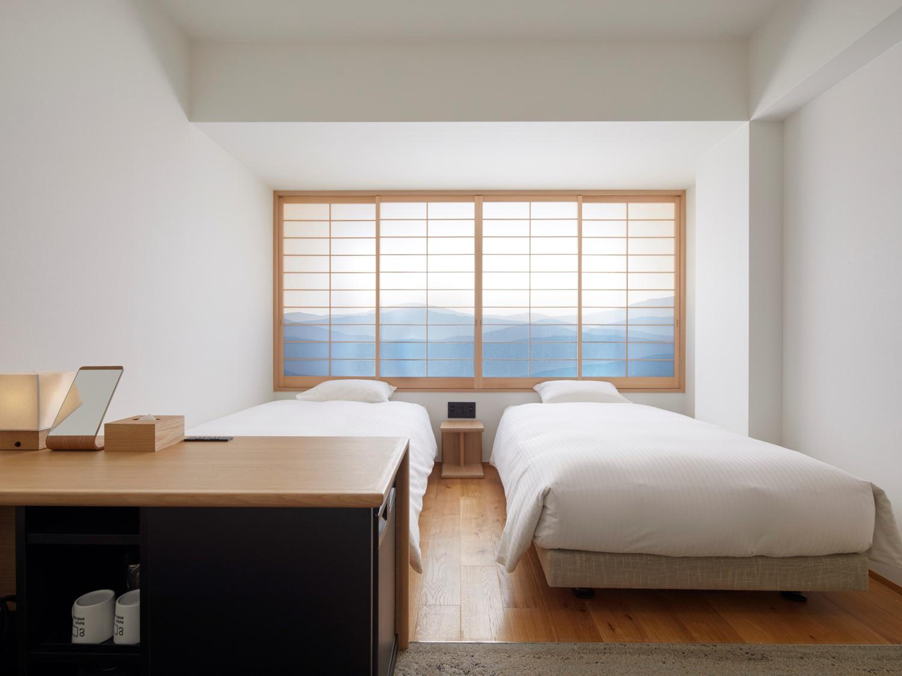 Twin Room - Photo 6