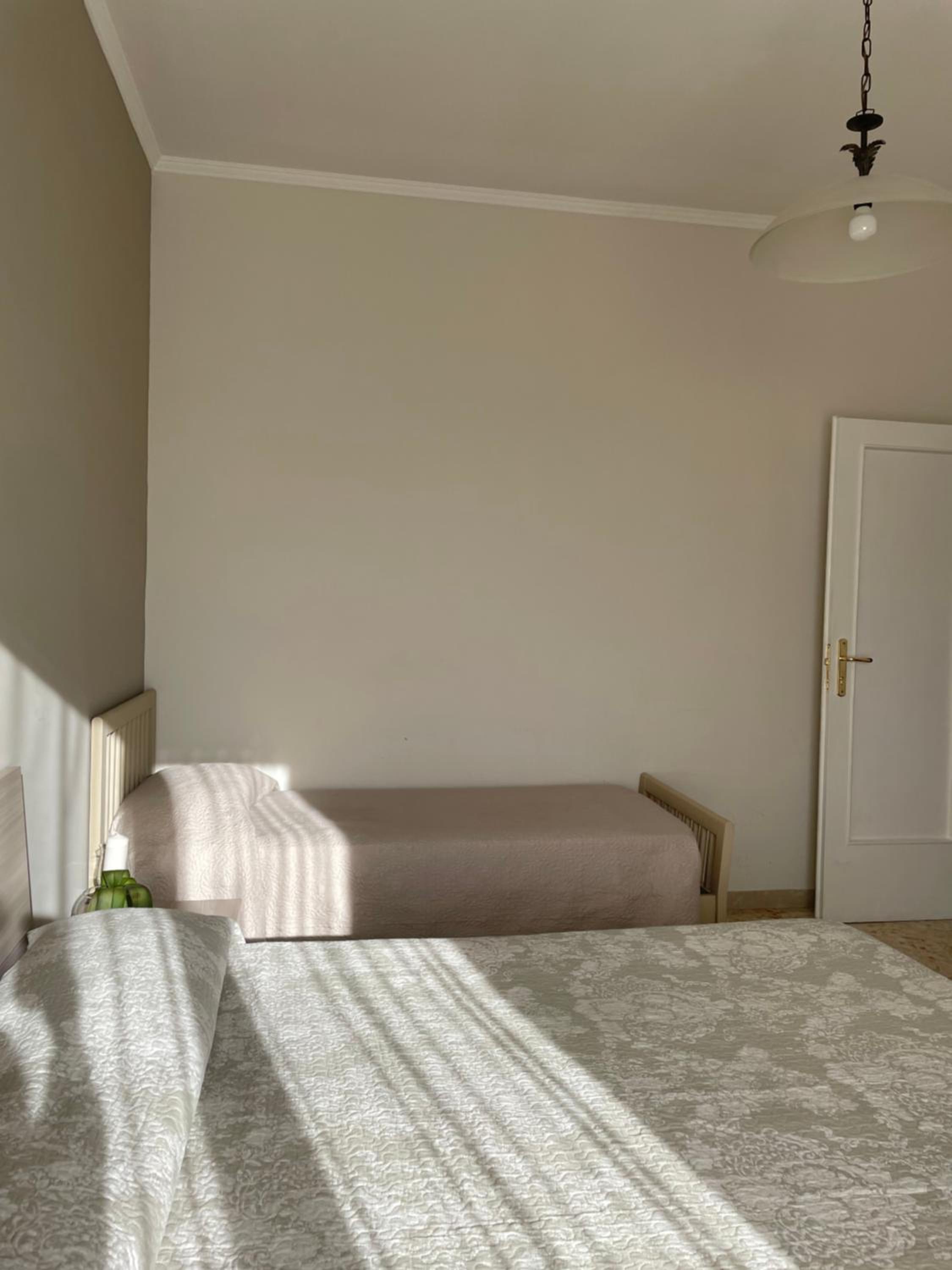 One-Bedroom Apartment - Photo 6