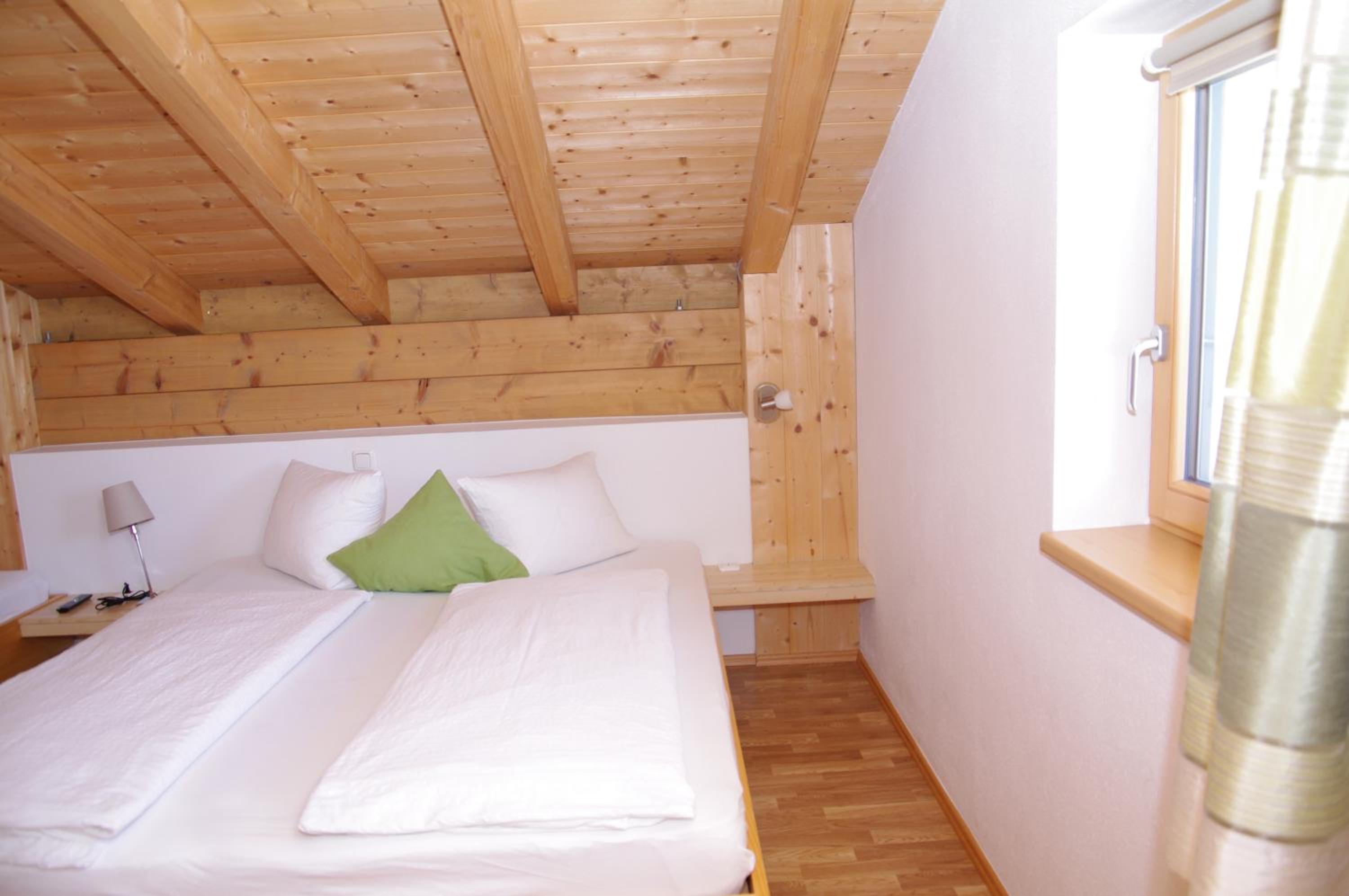 One-Bedroom Apartment (4 Adults) photo 3