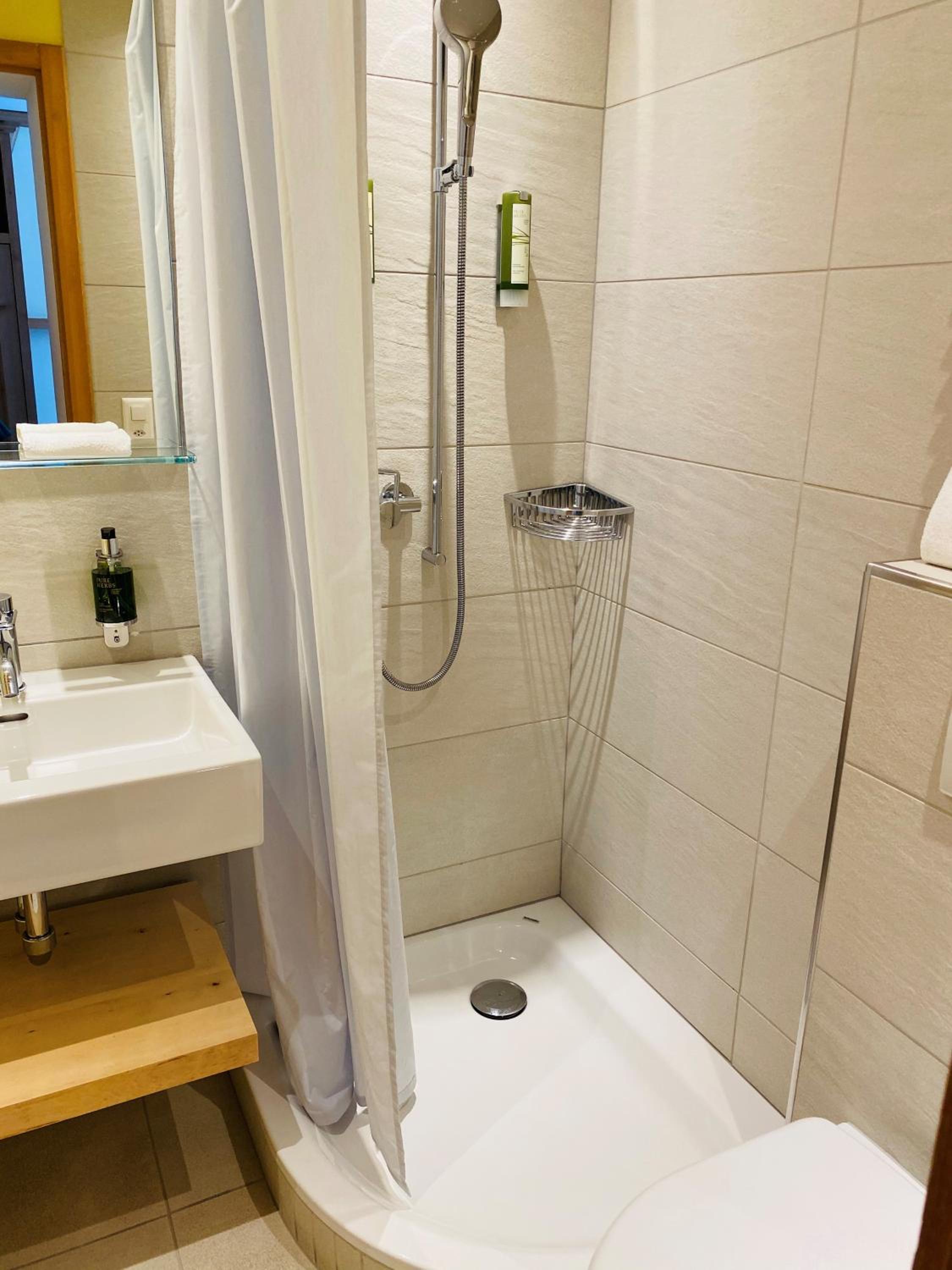 Standard Single Room photo 3