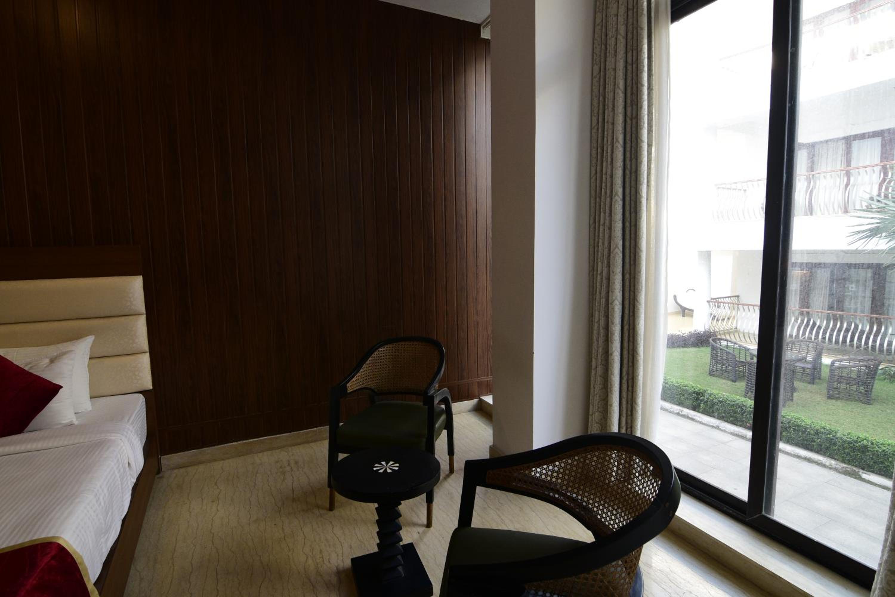 Deluxe Twin Room photo 1