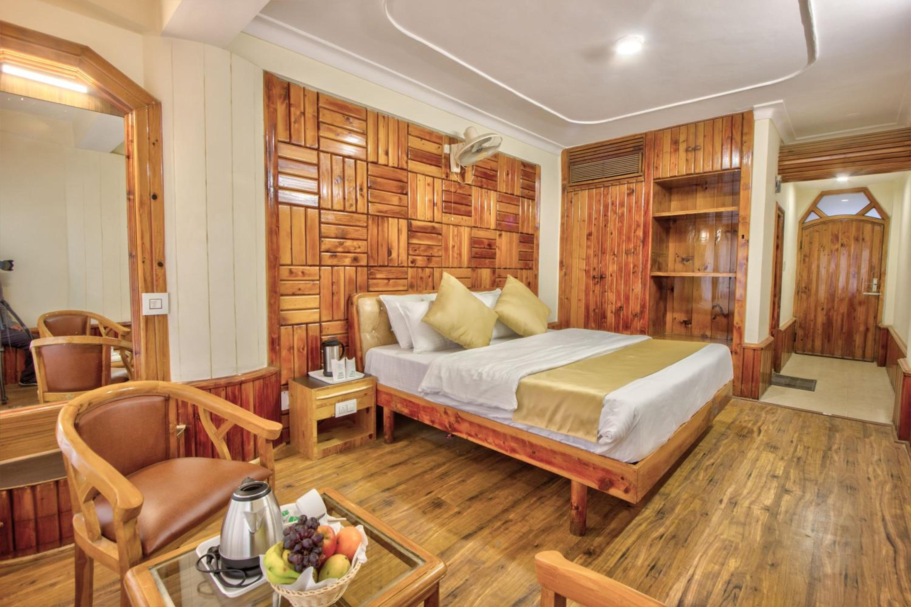 Deluxe Room - Photo 1