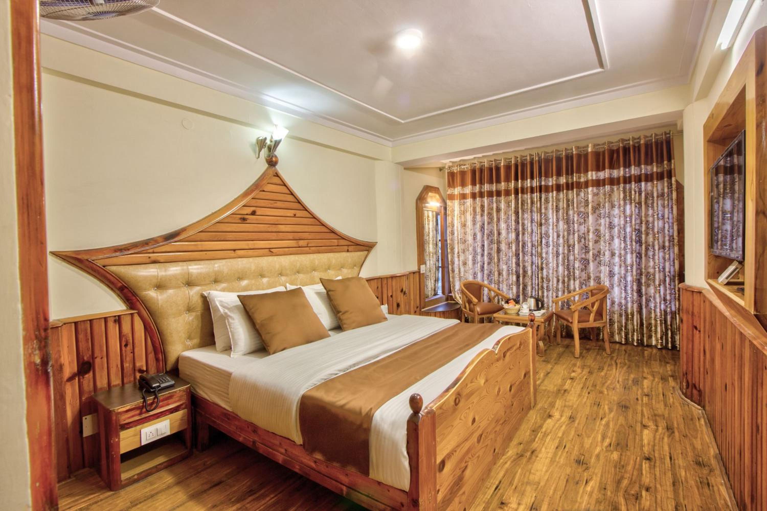 Deluxe Room - Photo 7