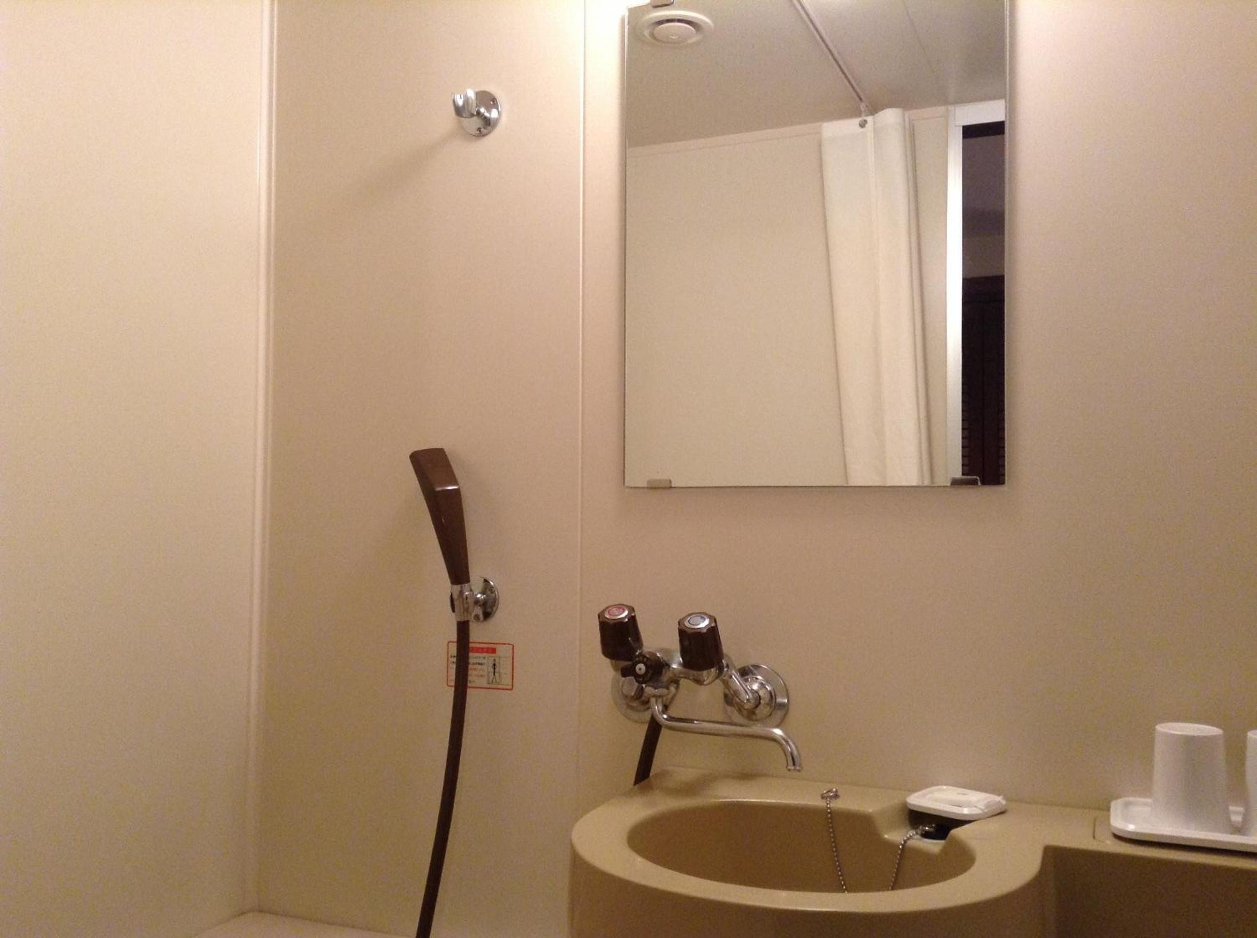 Standard Room - Non-Smoking - Photo 4