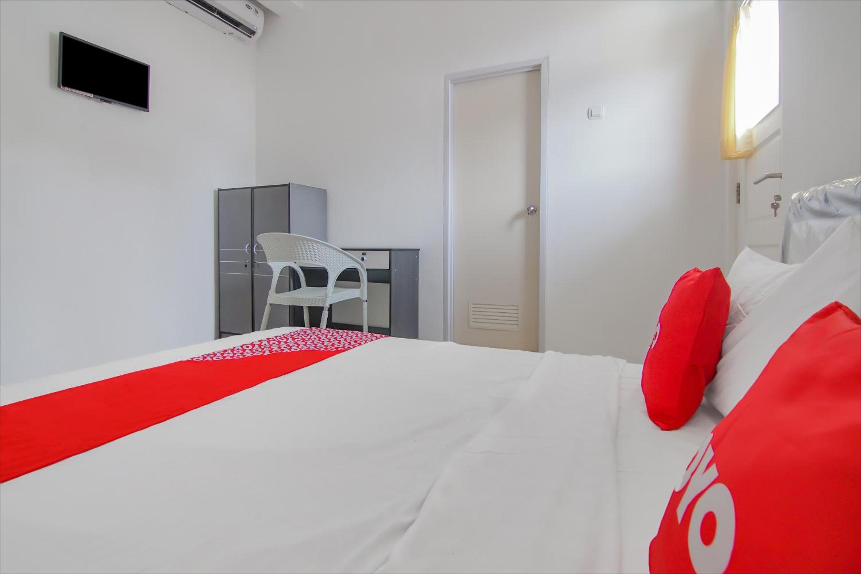 Deluxe Double Room - Photo 5