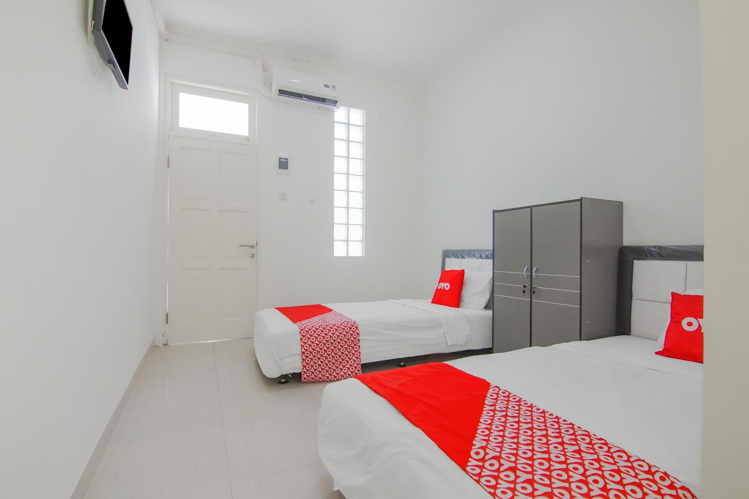 Delxue Twin Room - Photo 1