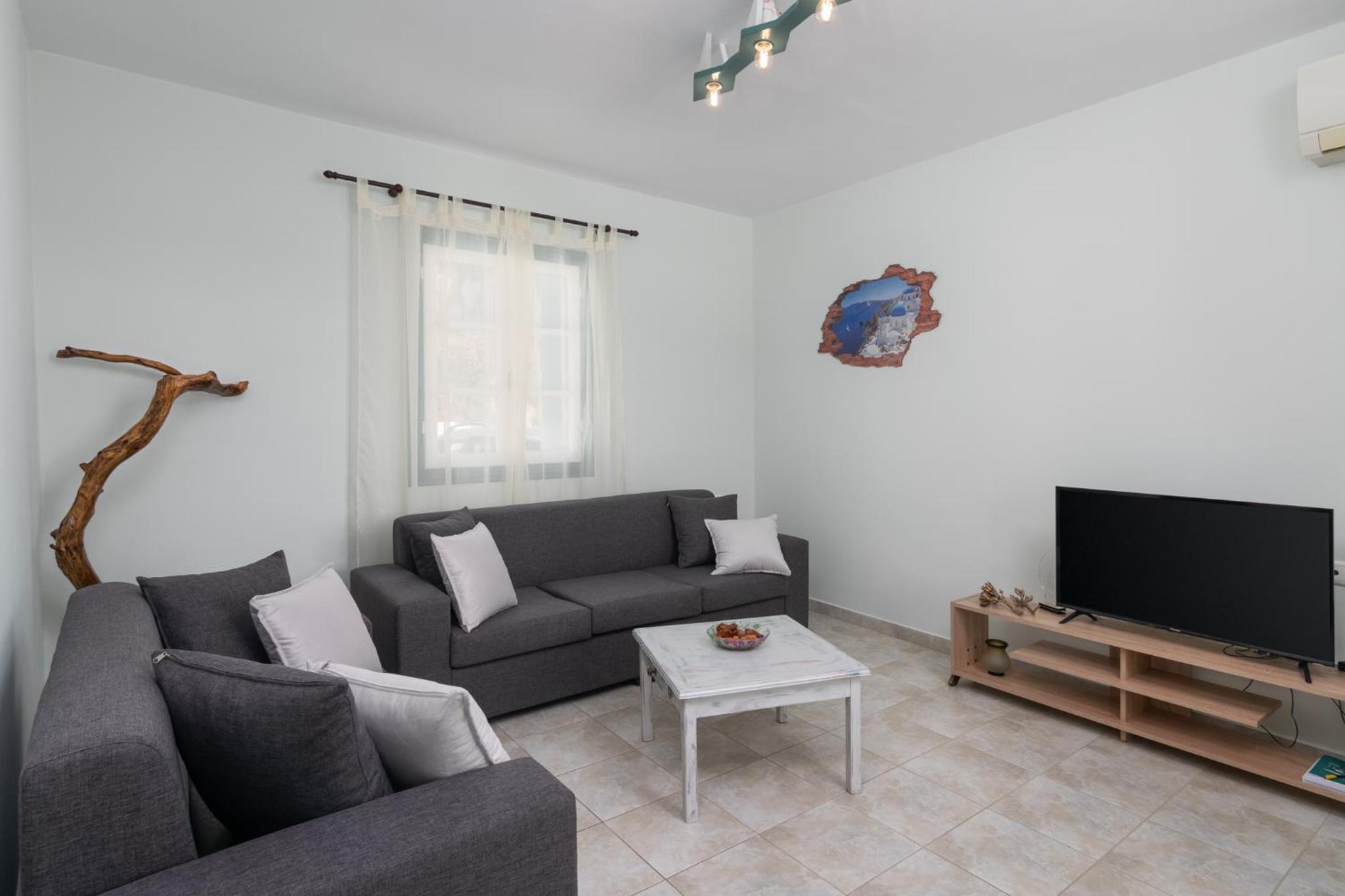 Three-Bedroom House photo 1