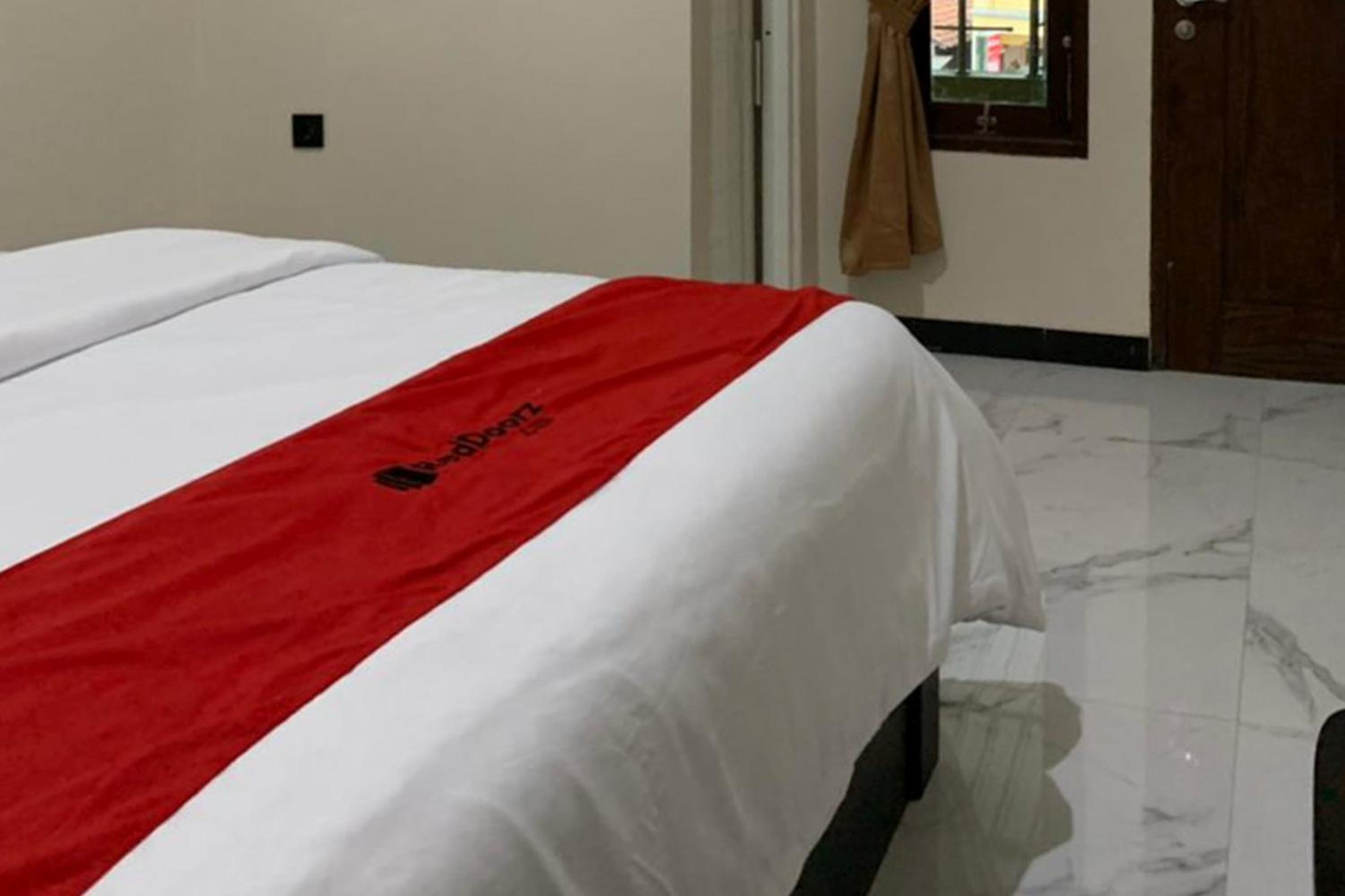Double Room - Photo 6