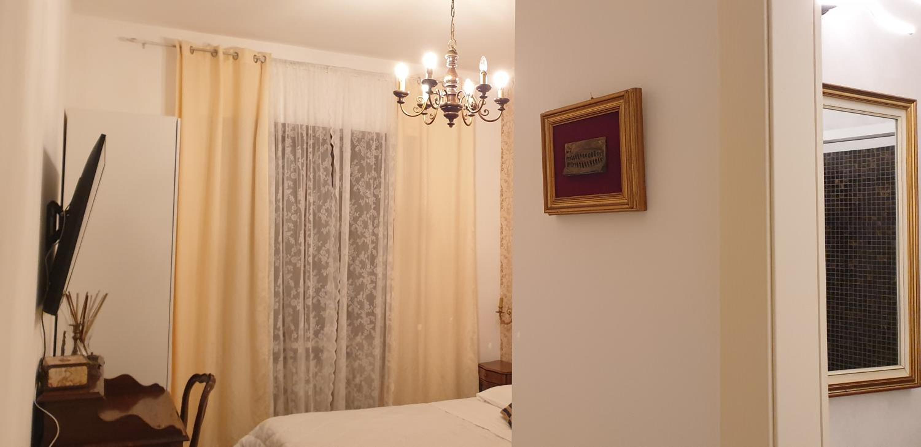 Superior Triple Room with Private Bathroom - Photo 1
